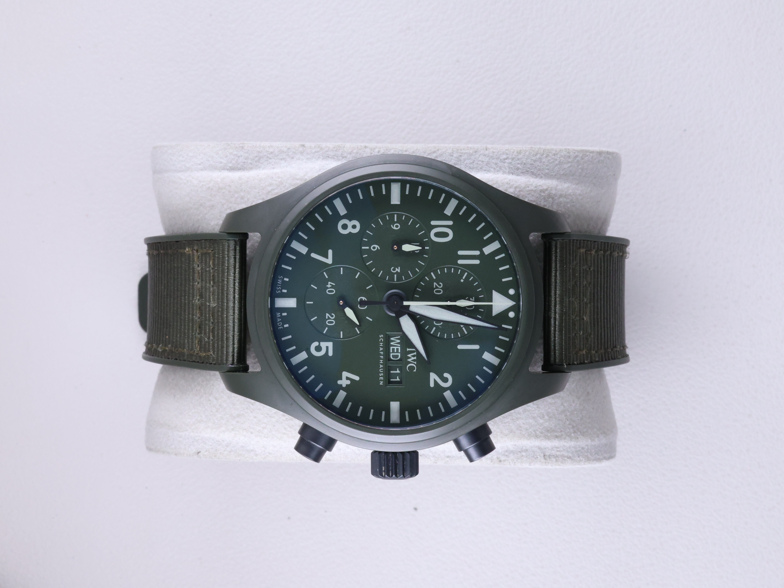 IWC 파일럿 워치 크로노그래프 탑건 '우드랜드' 에디션 IW389106 중고 2022년식
