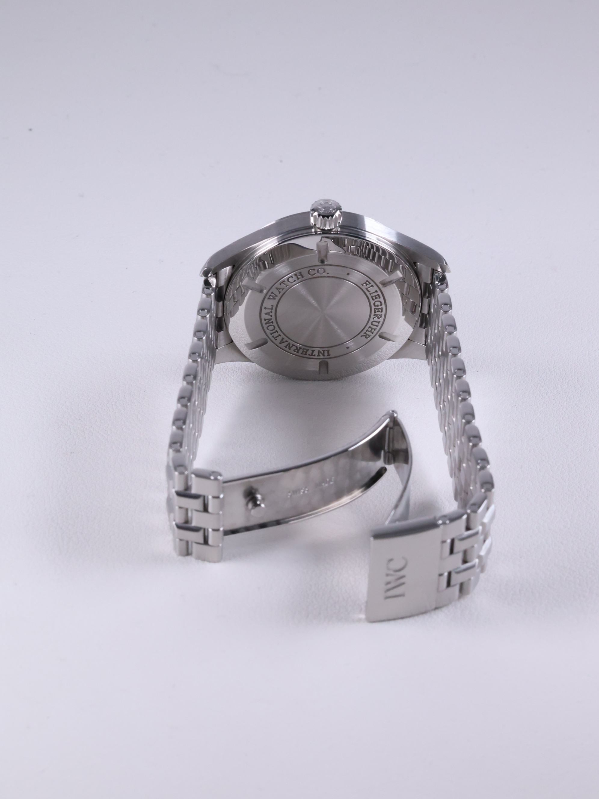 IWC 파일럿 워치 스핏파이어 마크 XVI IW325505 중고 2011년식 후면(전체)