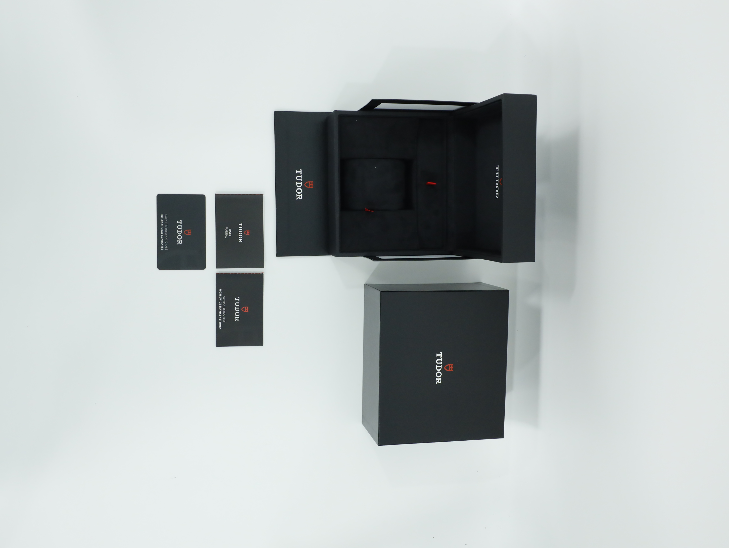 튜더 헤리티지 블랙 베이 원 41 M79540-0001 중고 2022년식 풀패키지샷