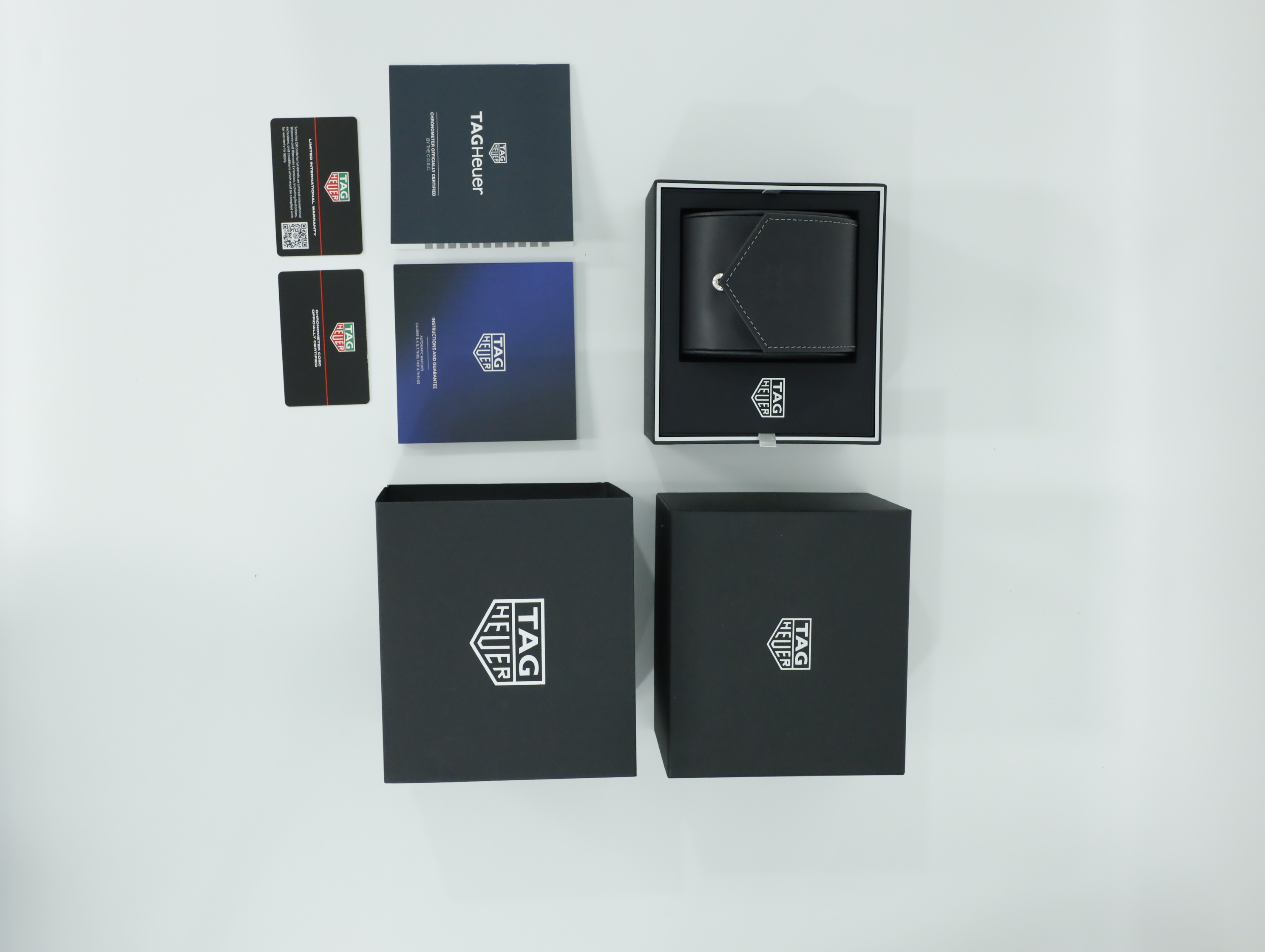 태그 호이어 아쿠아레이서 프로페셔널 300 데이트 WBP5116.BA0013 미착용 2026년식 풀패키지샷