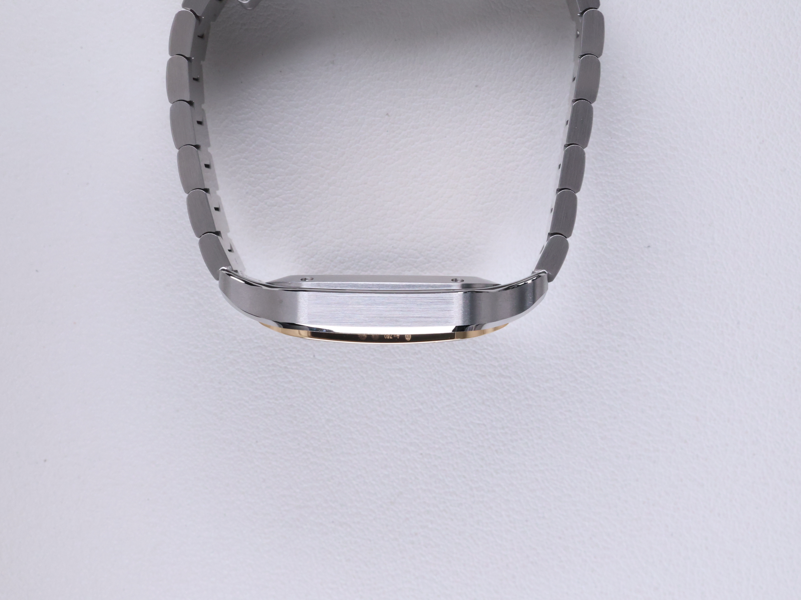 Cartier Santos de Cartier MM W2SA0016 中古 2026年式 측면(크라운 반대편)
