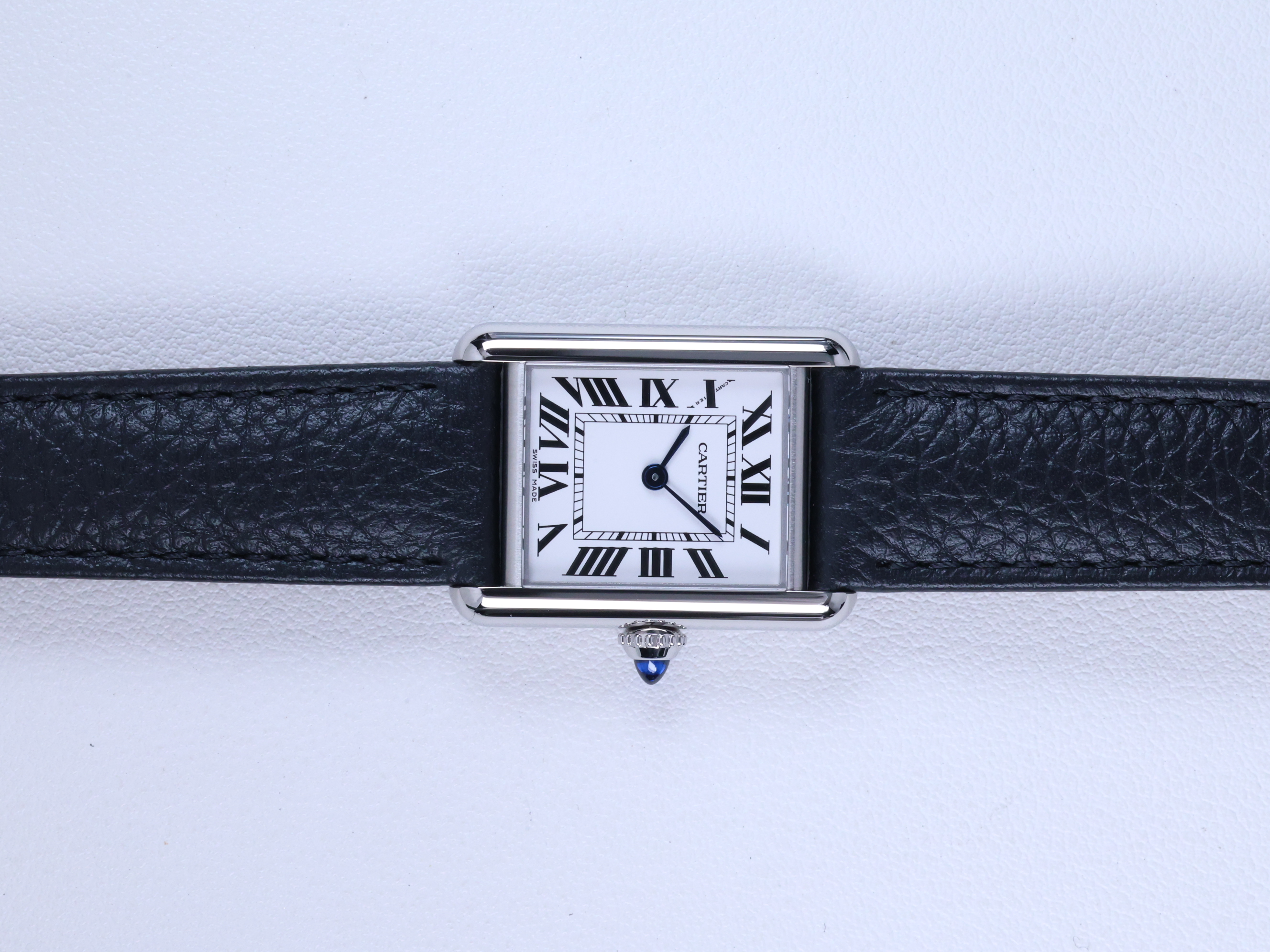 까르띠에 탱크 머스트 SM WSTA0135 미착용 2026년식