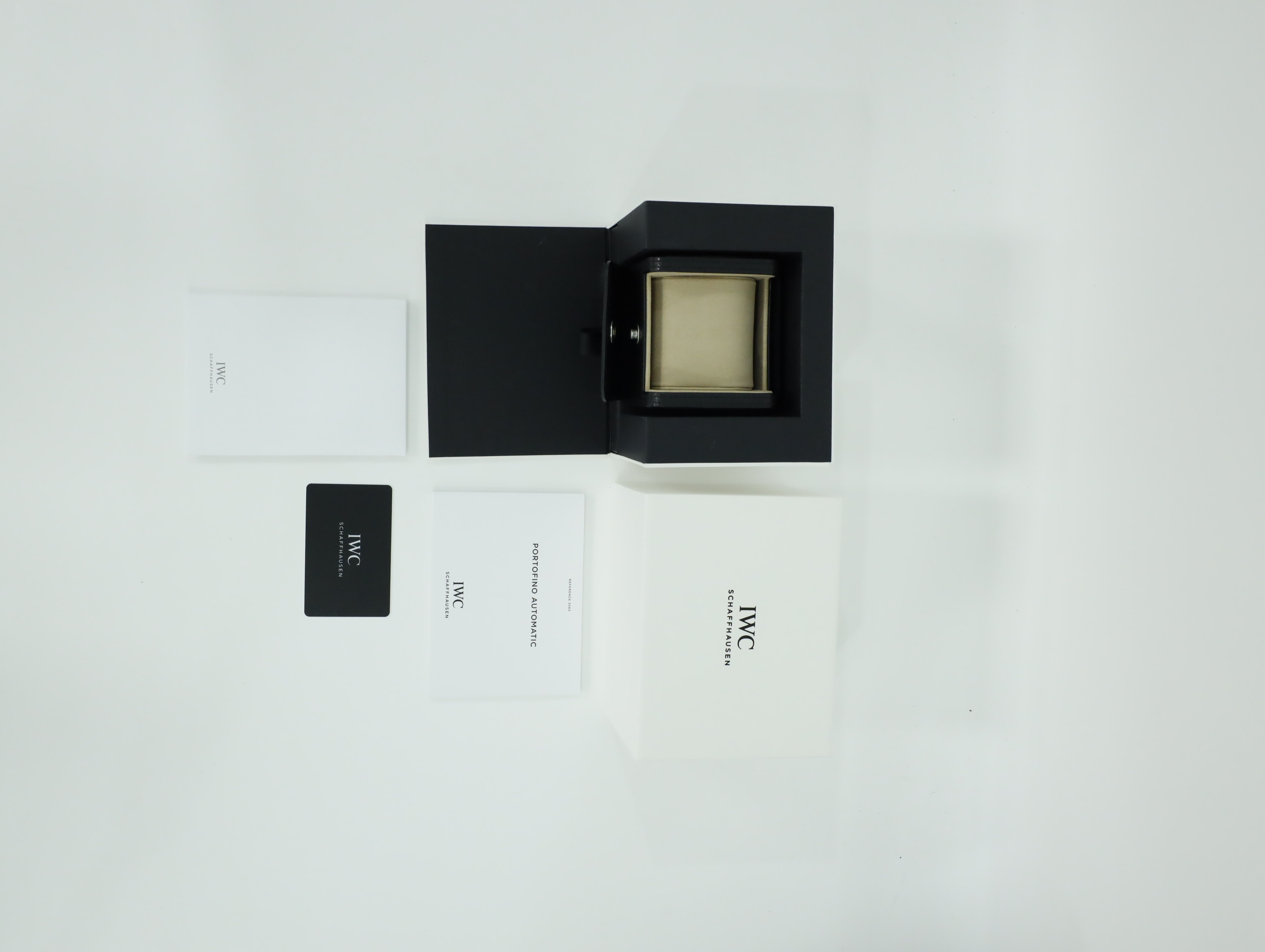 IWC 포르토피노 오토매틱 IW356504 중고 2025년식 풀패키지샷