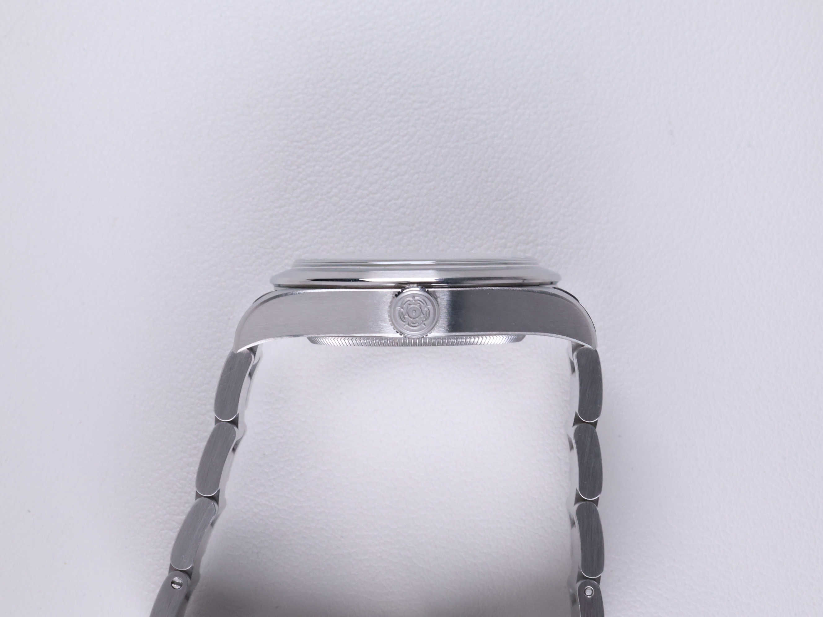 Tudor Ranger M79950-0001 中古 2023年式 측면(크라운)