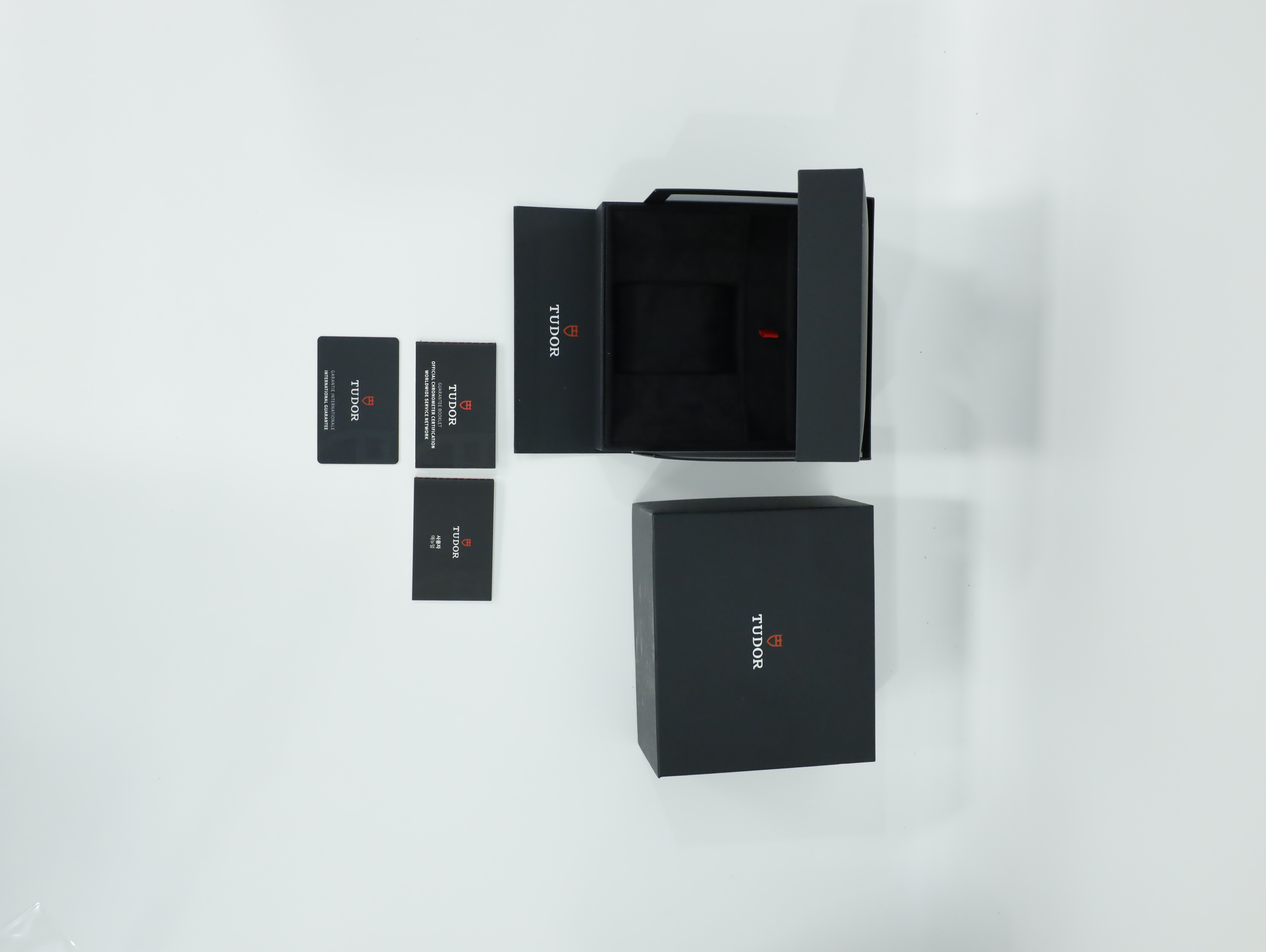 튜더 블랙 베이 M7941A1A0NU-0003 중고 2026년식 풀패키지샷