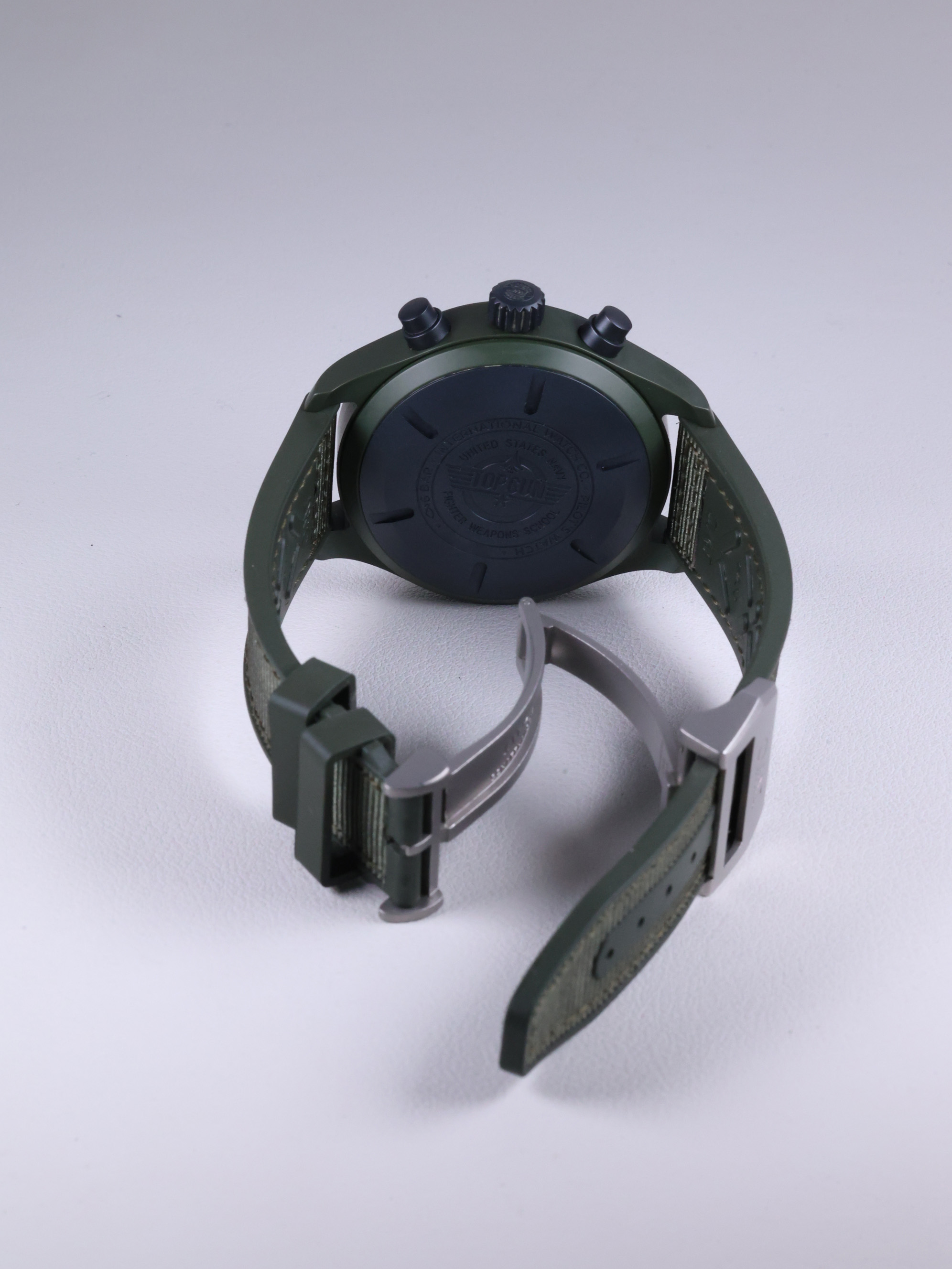 IWC 파일럿 워치 크로노그래프 탑건 '우드랜드' 에디션 IW389106 중고 2022년식 후면(전체)