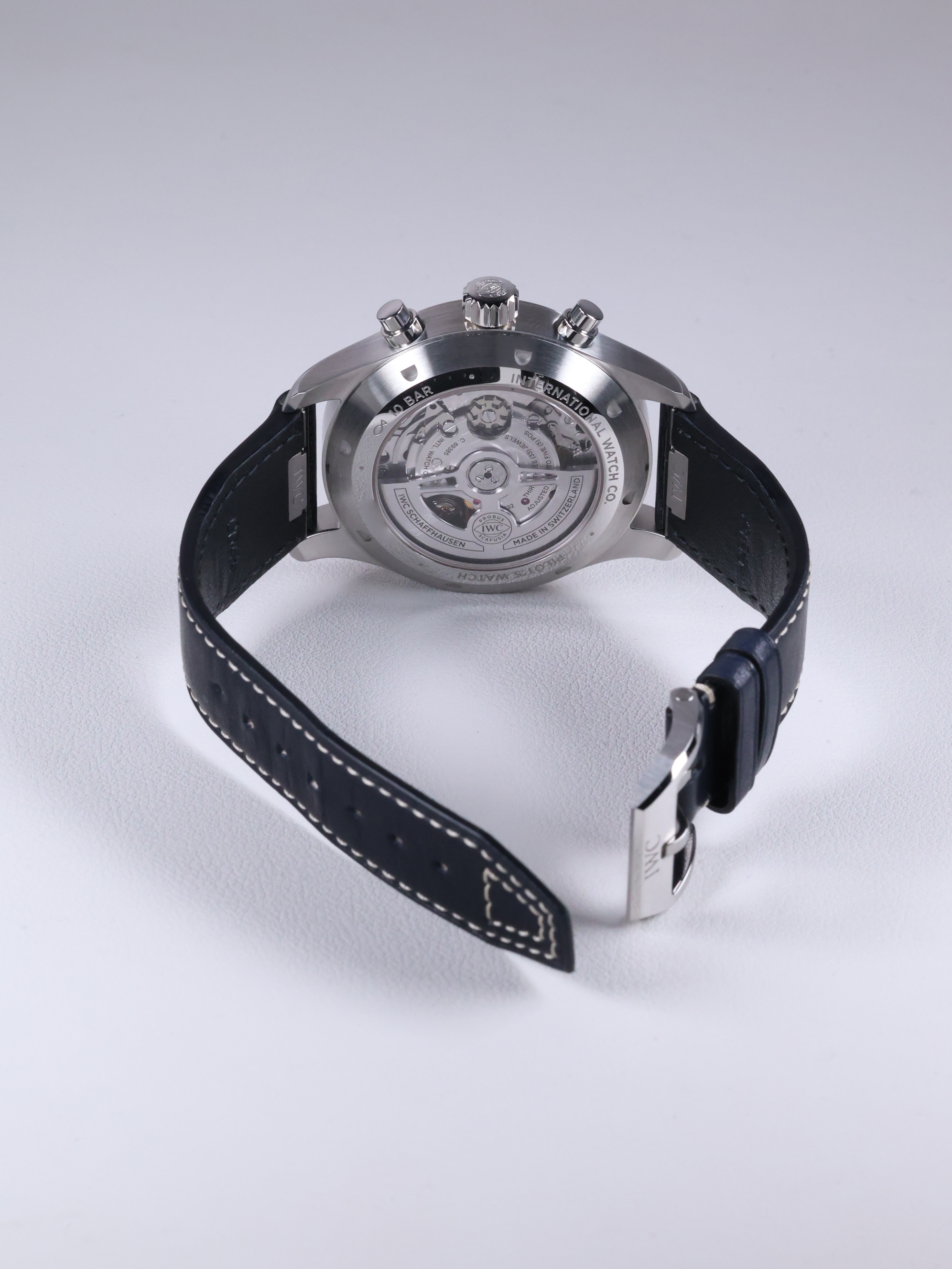 IWC 파일럿 워치 크로노그래프 IW378003 중고 2024년식 후면(전체)