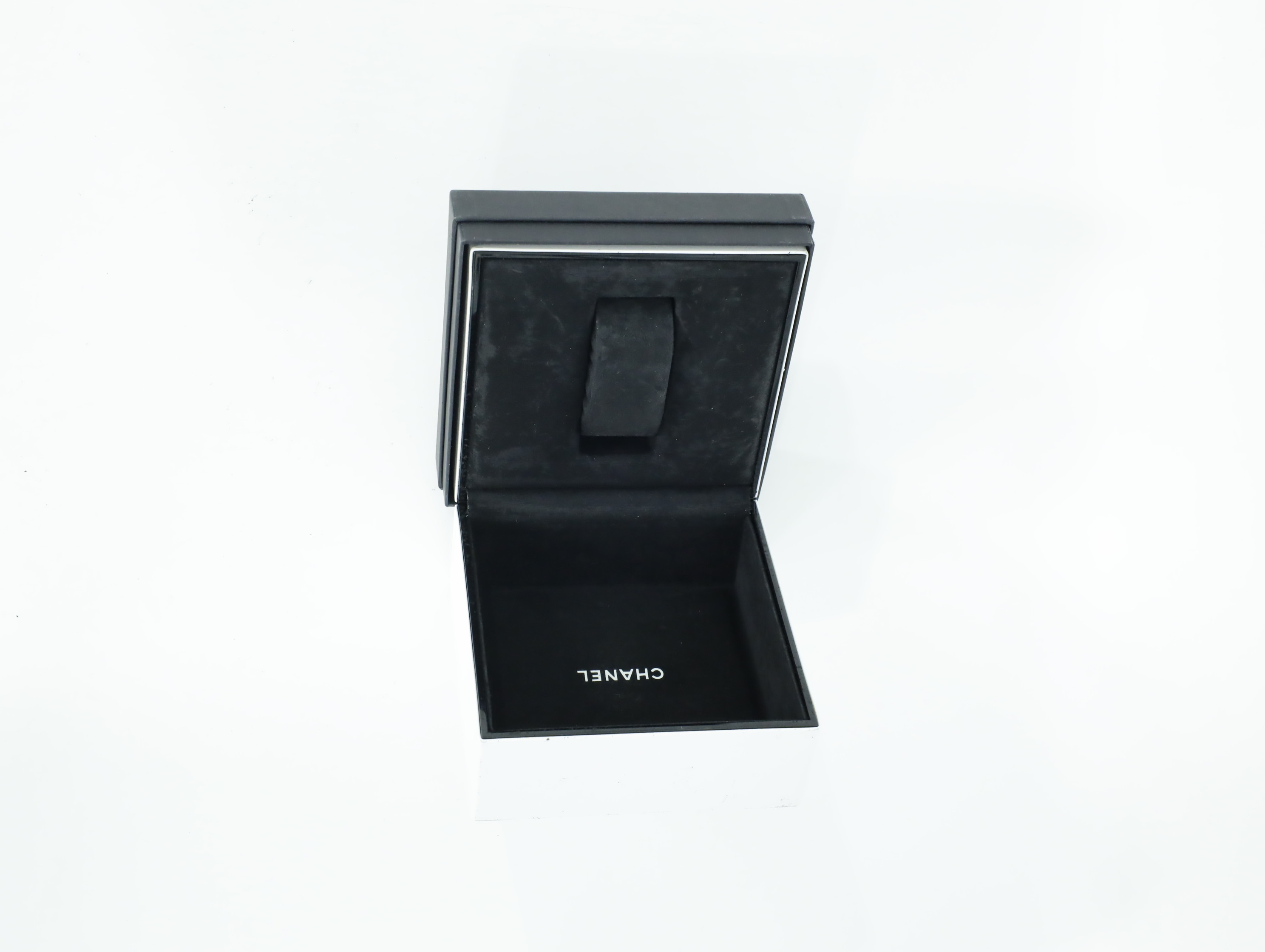샤넬 J12 쿼츠 H0968 중고 2018년식 추가3