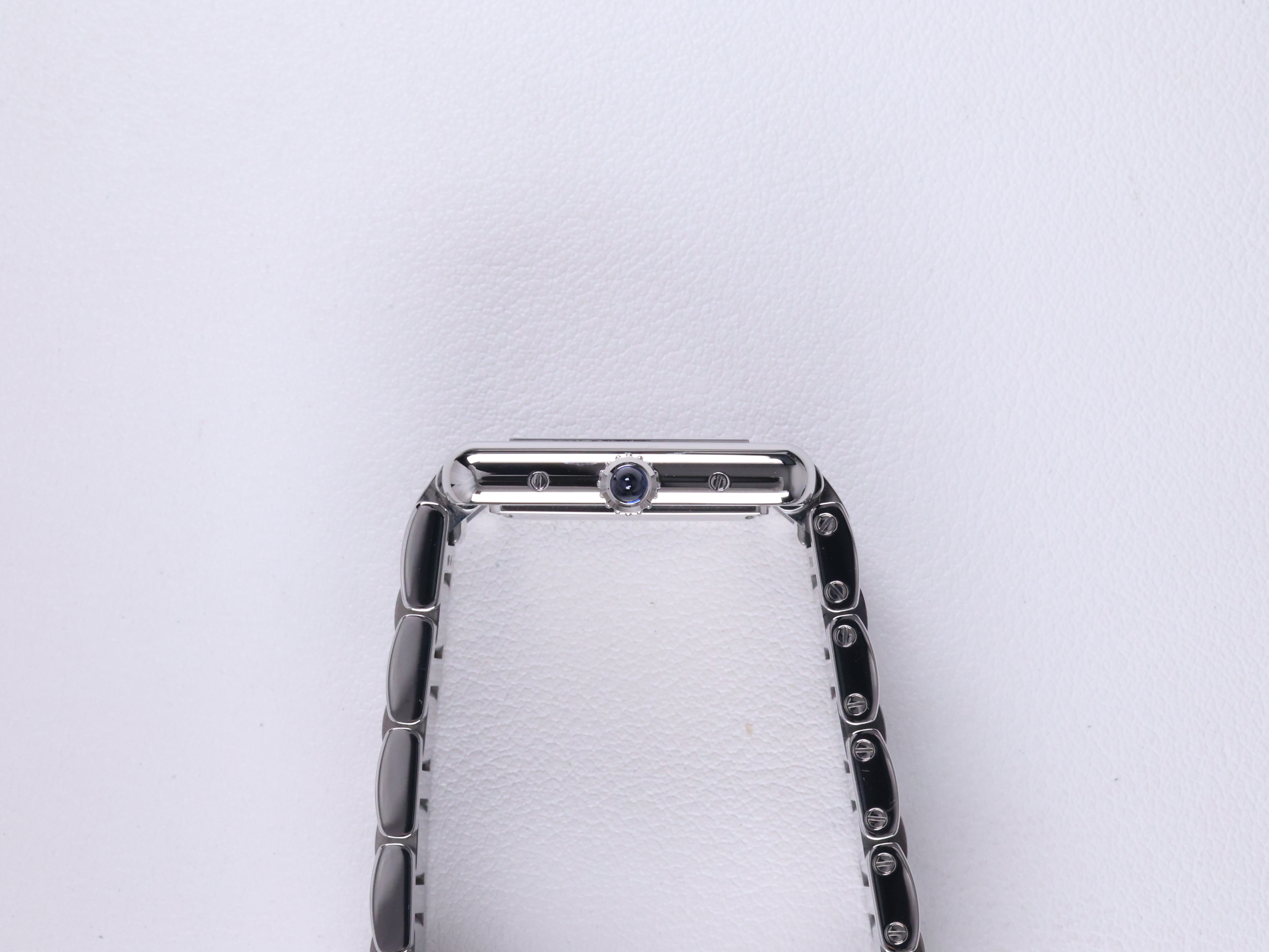 Cartier Tank Must SM WSTA0107 Used 2026 측면(크라운)