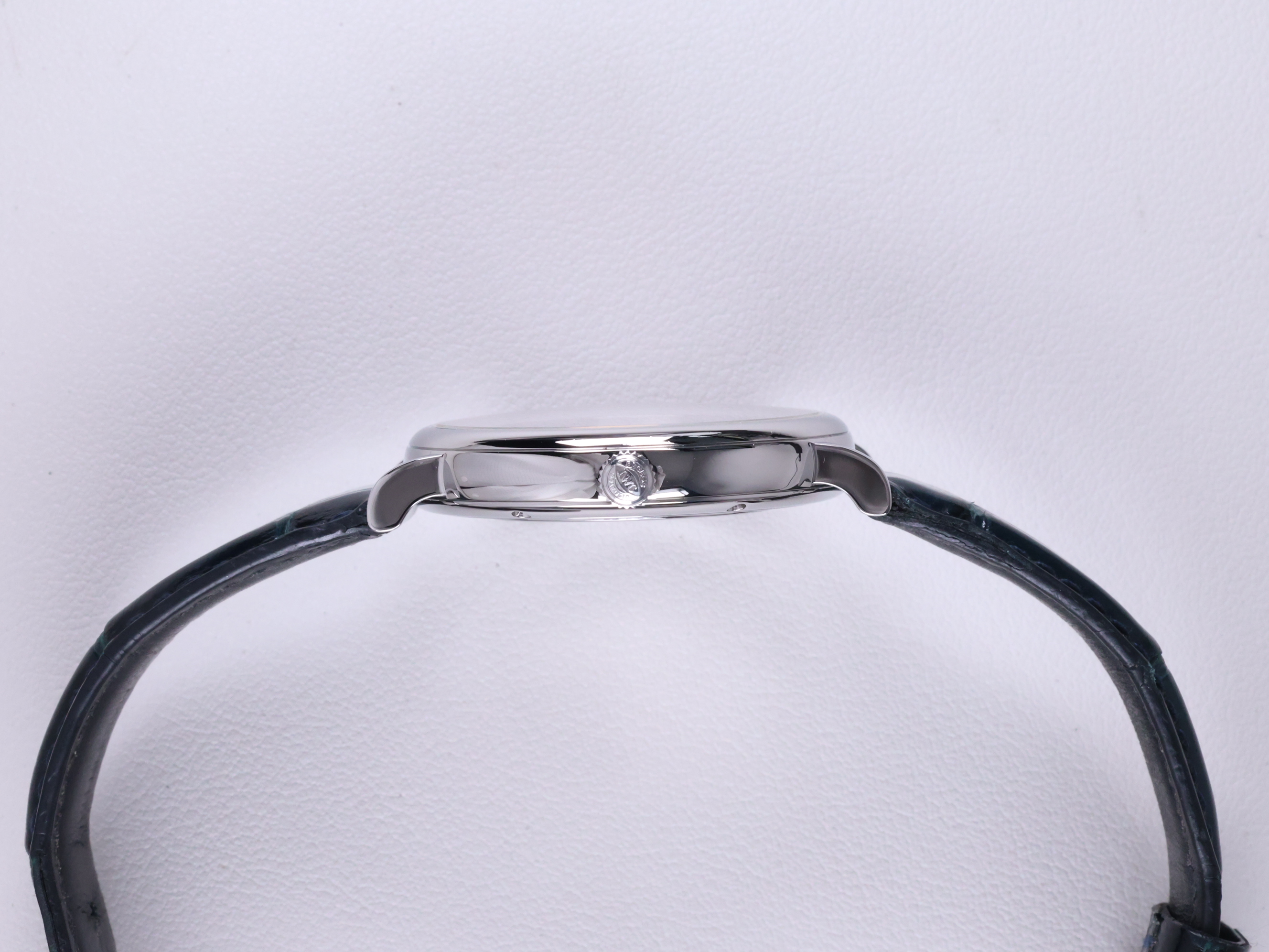 IWC 포르토피노 오토매틱 IW356527 중고 2023년식 측면(크라운)
