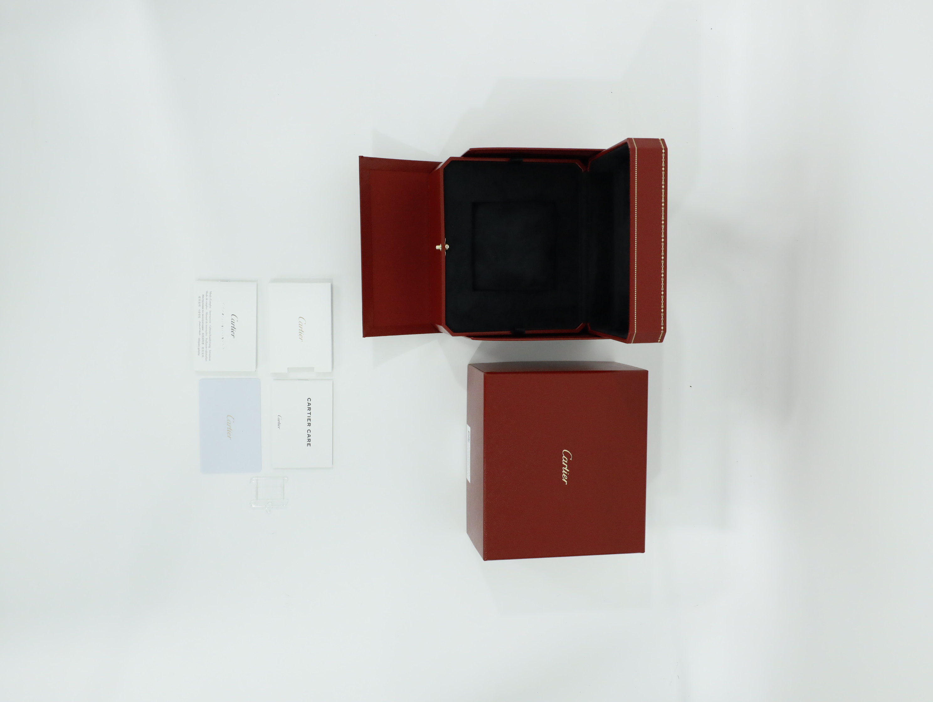 Cartier Tank Must LM WSTA0136 Unworn 2026 풀패키지샷