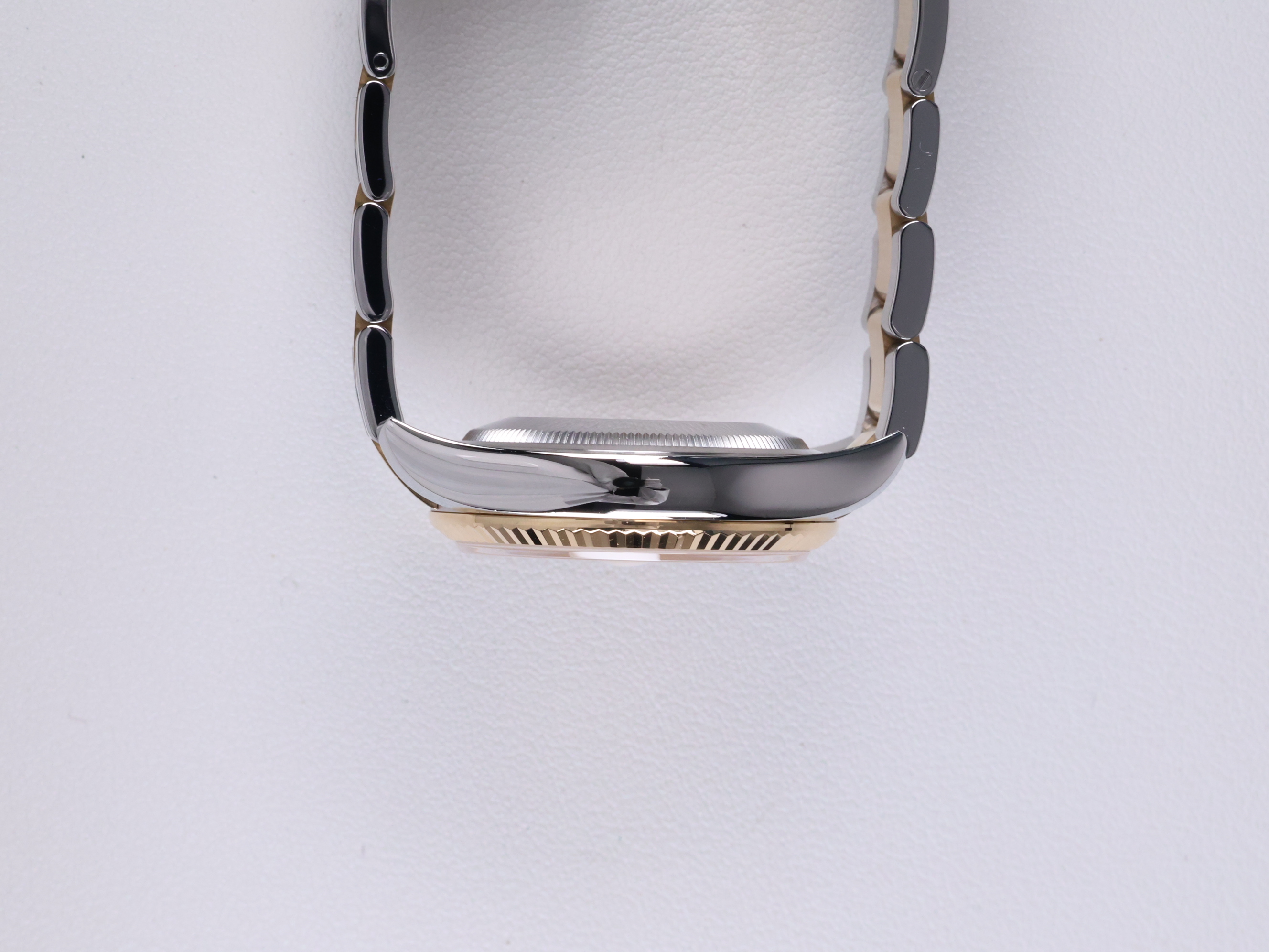 Rolex Datejust 36 116233 中古 2014年式 측면(크라운 반대편)