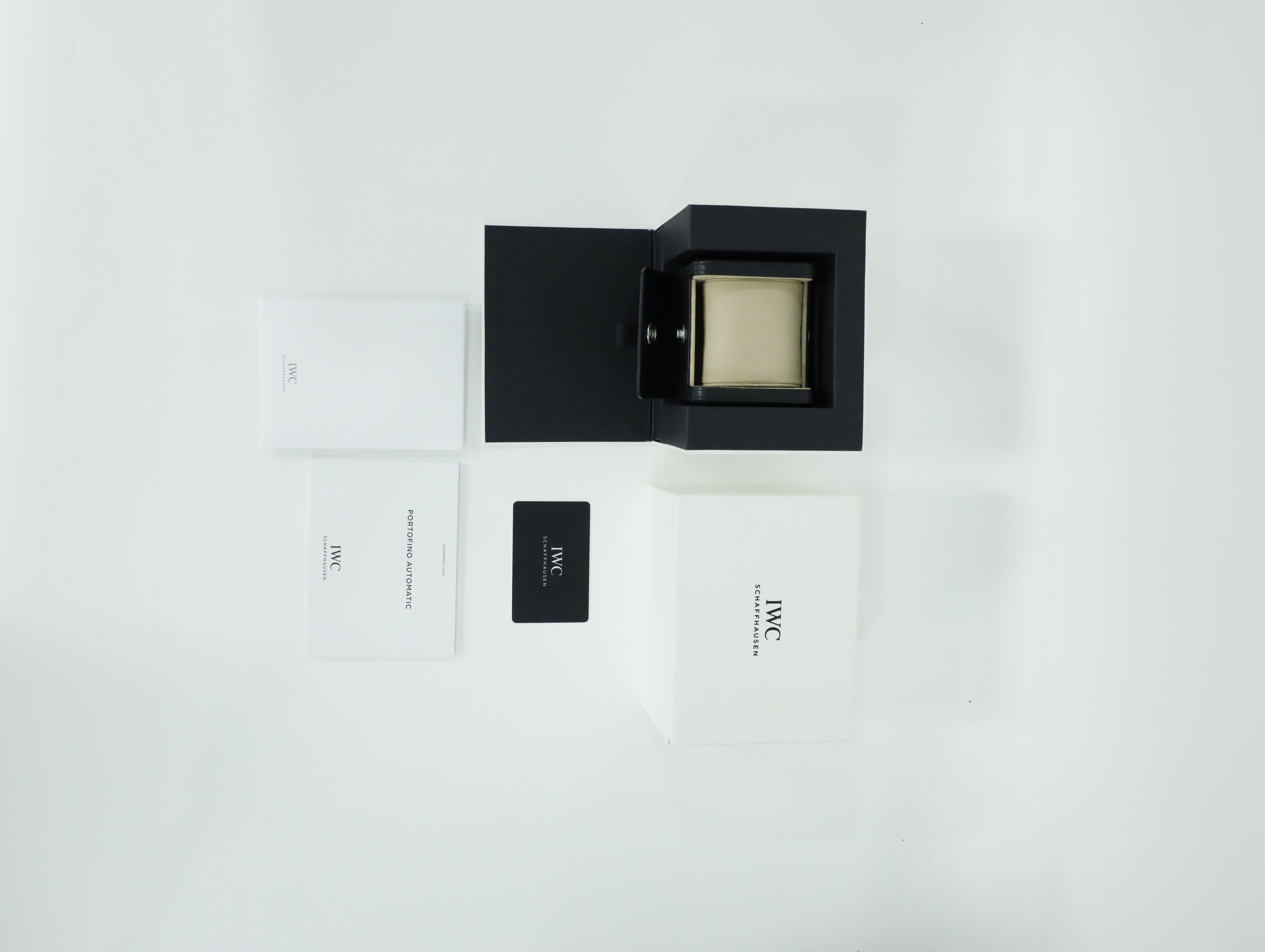 IWC 포르토피노 오토매틱 IW356501 중고 2024년식 풀패키지샷