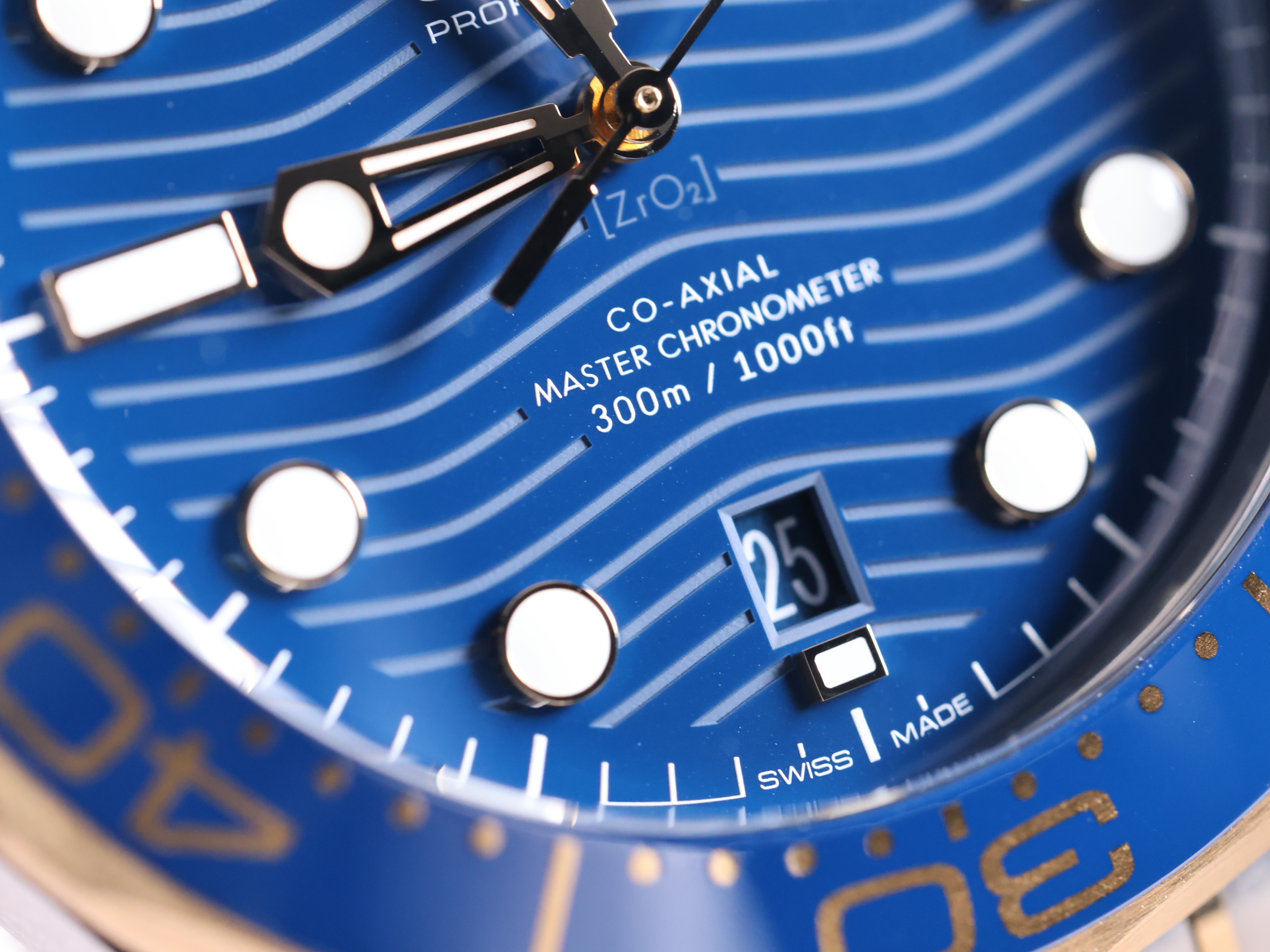 오메가 Seamaster Diver 300M 210.20.42.20.03.001 중고 2024년식 추가7