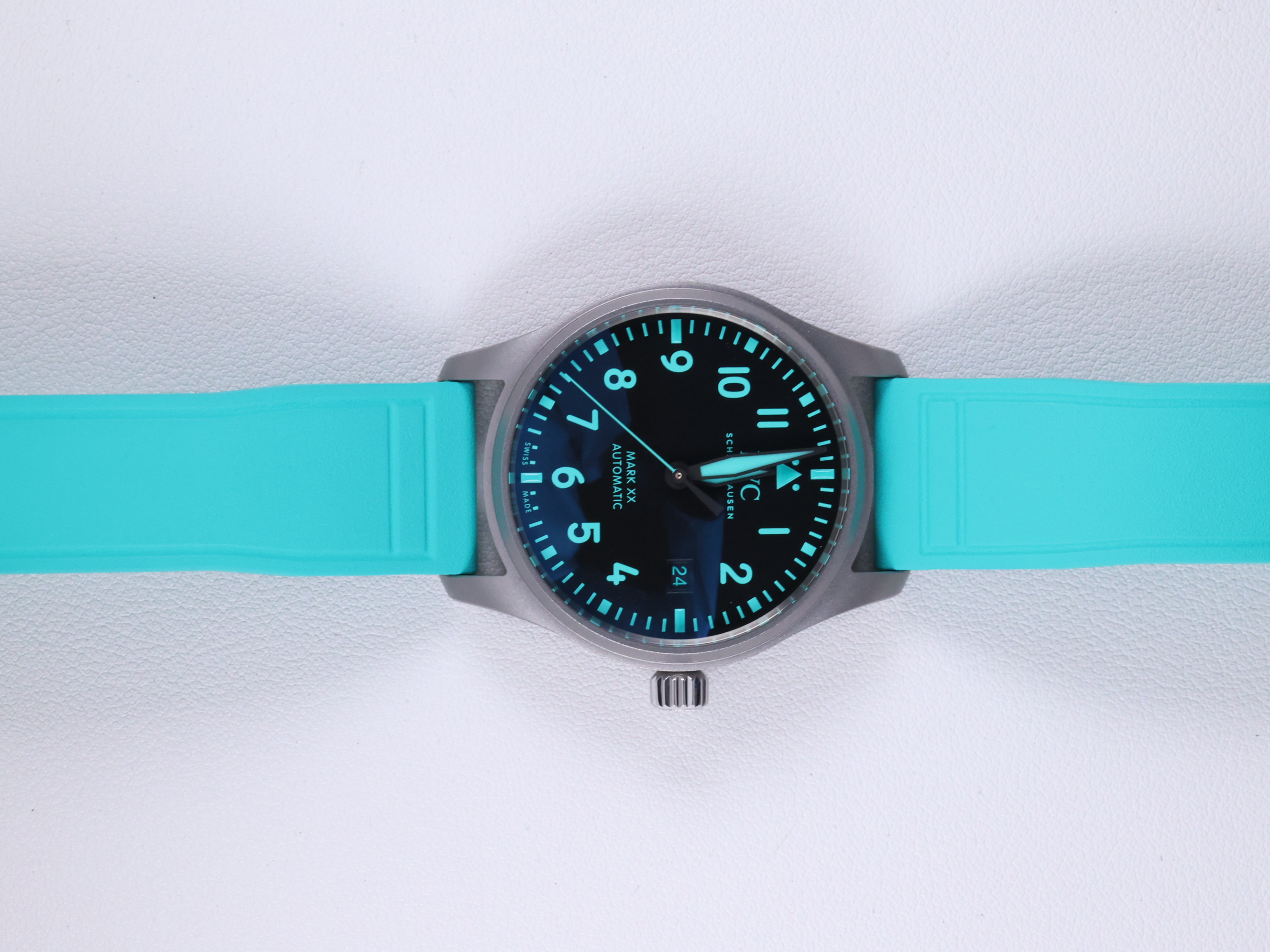 IWC 파일럿 워치 마크 XX 메르세데스-AMG 페트로나스 포뮬러 원™ 팀 에디션 IW328210 중고 2025년식