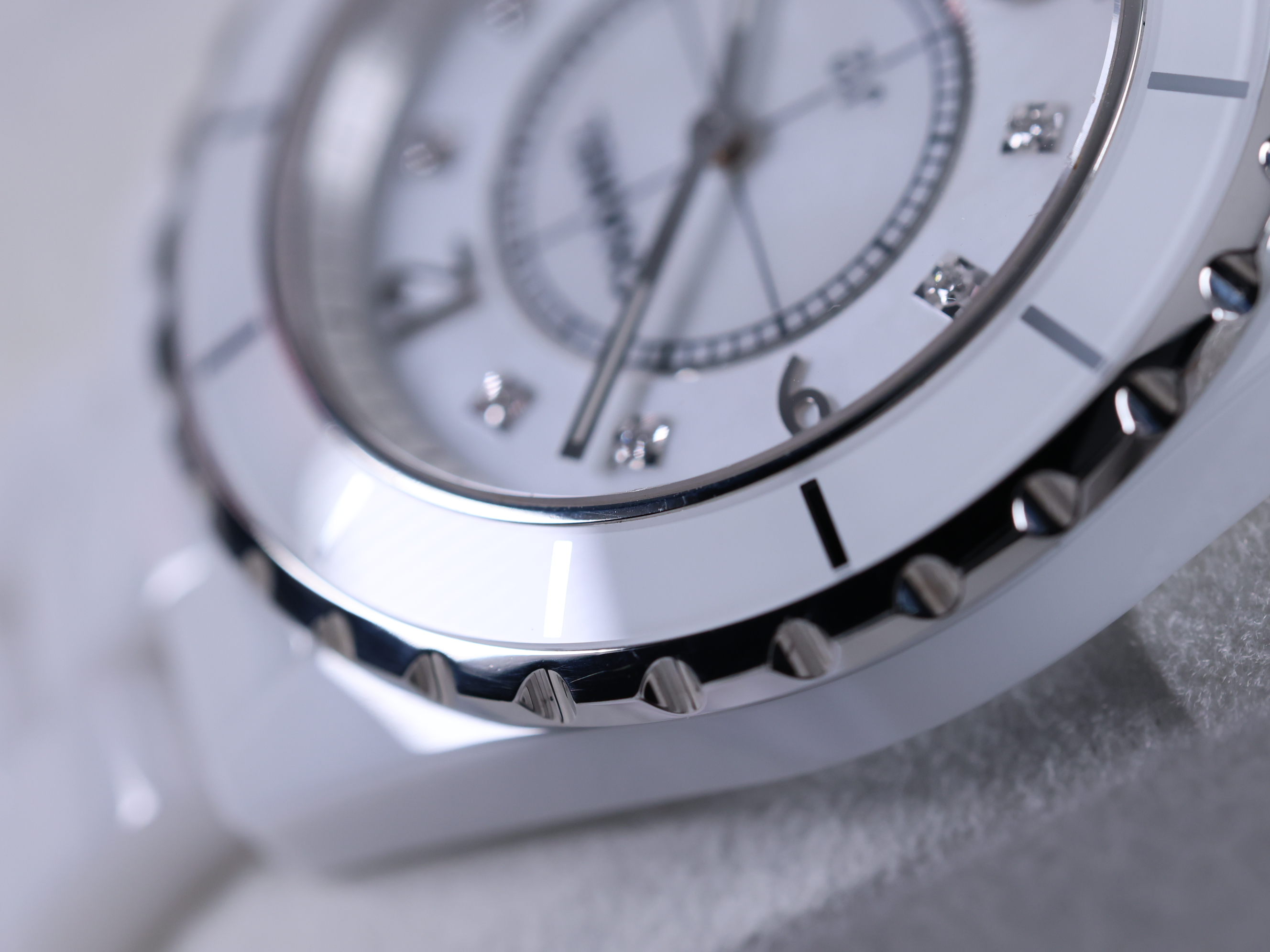 Chanel J12 Quartz H3214 - 12