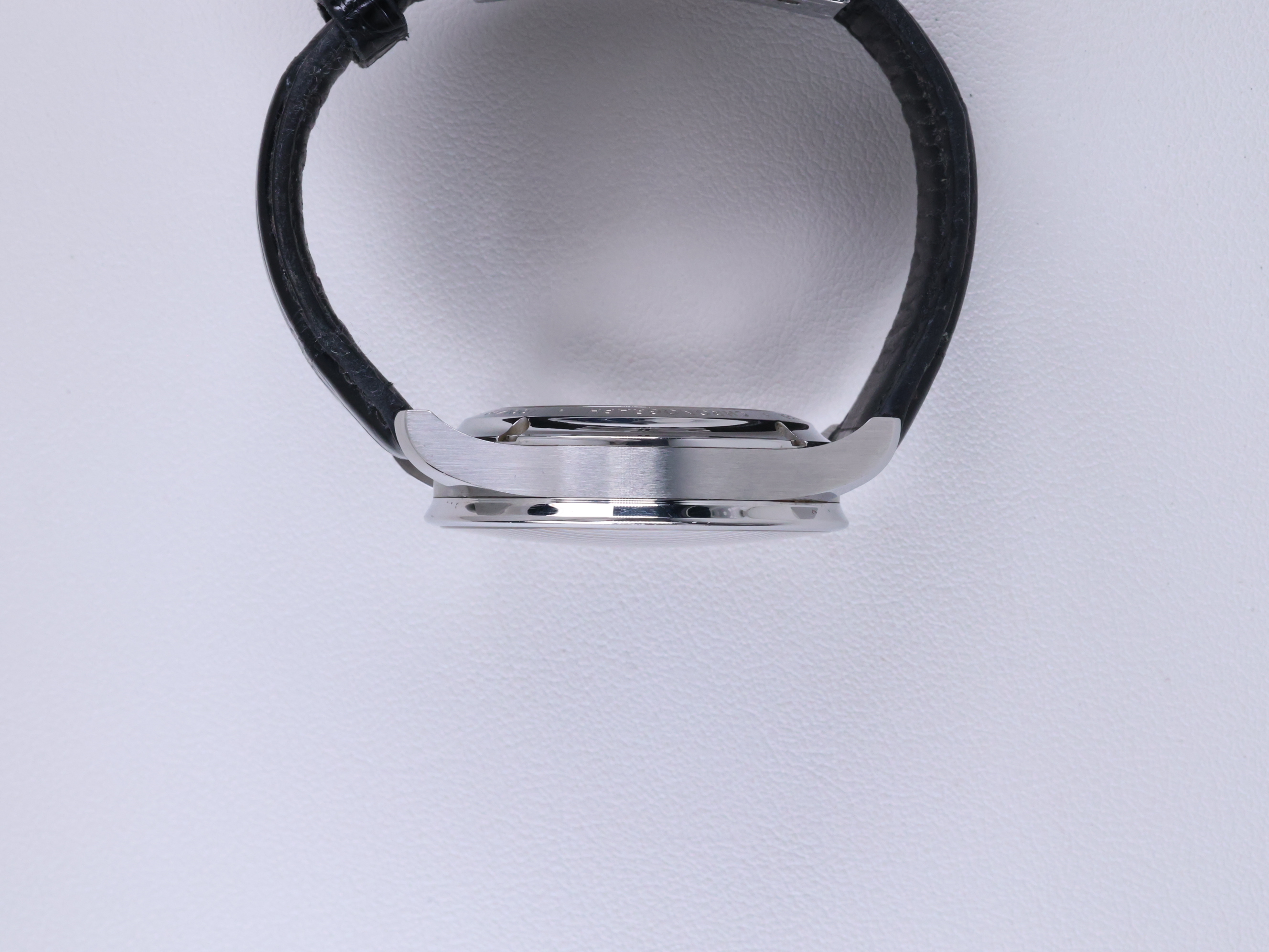 IWC 포르투기저 크로노그래프 IW371606 중고 2024년식 측면(크라운 반대편)