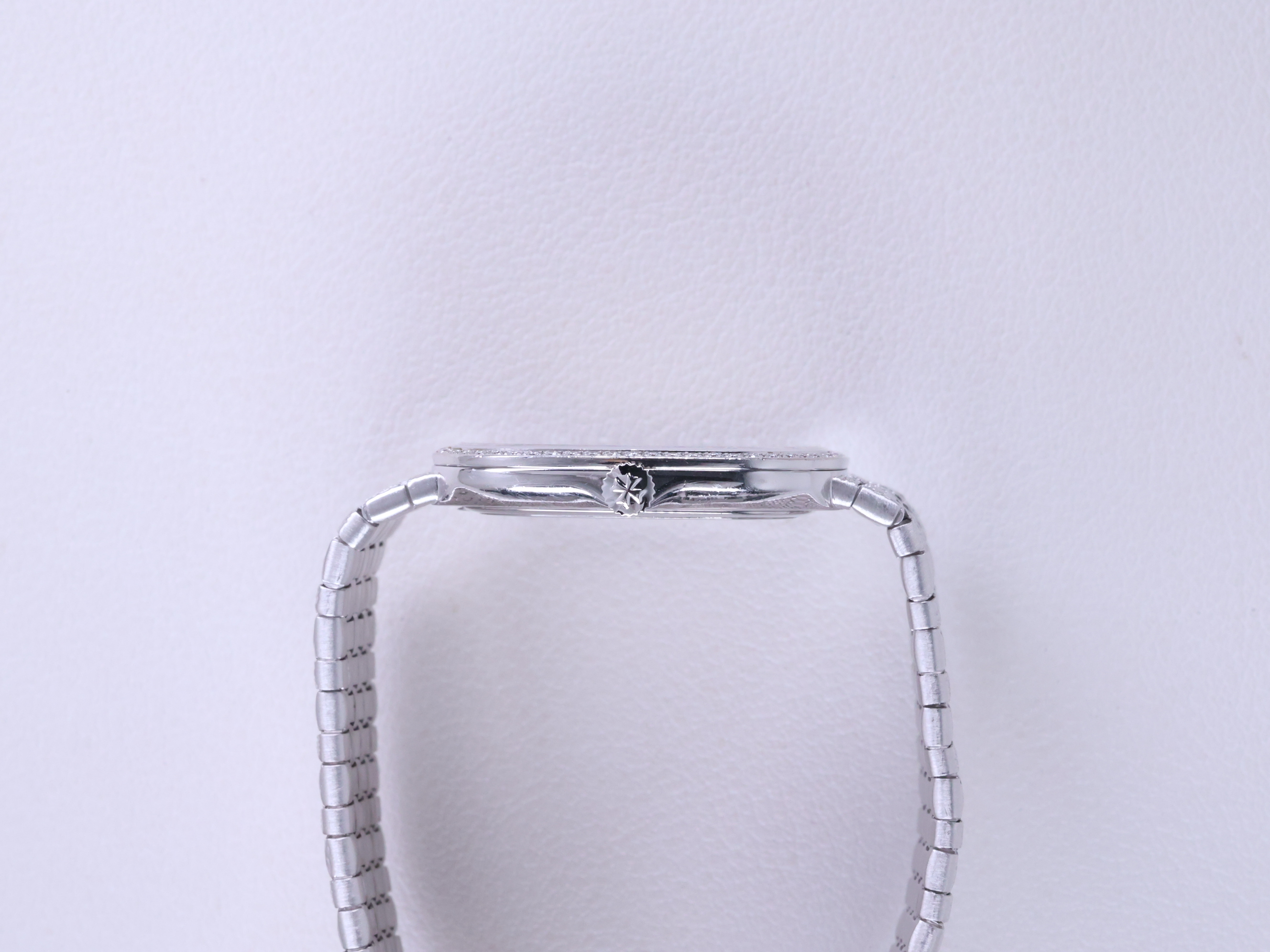 바쉐론 콘스탄틴 Patrimony 31695/206G-8740 빈티지 측면(크라운)