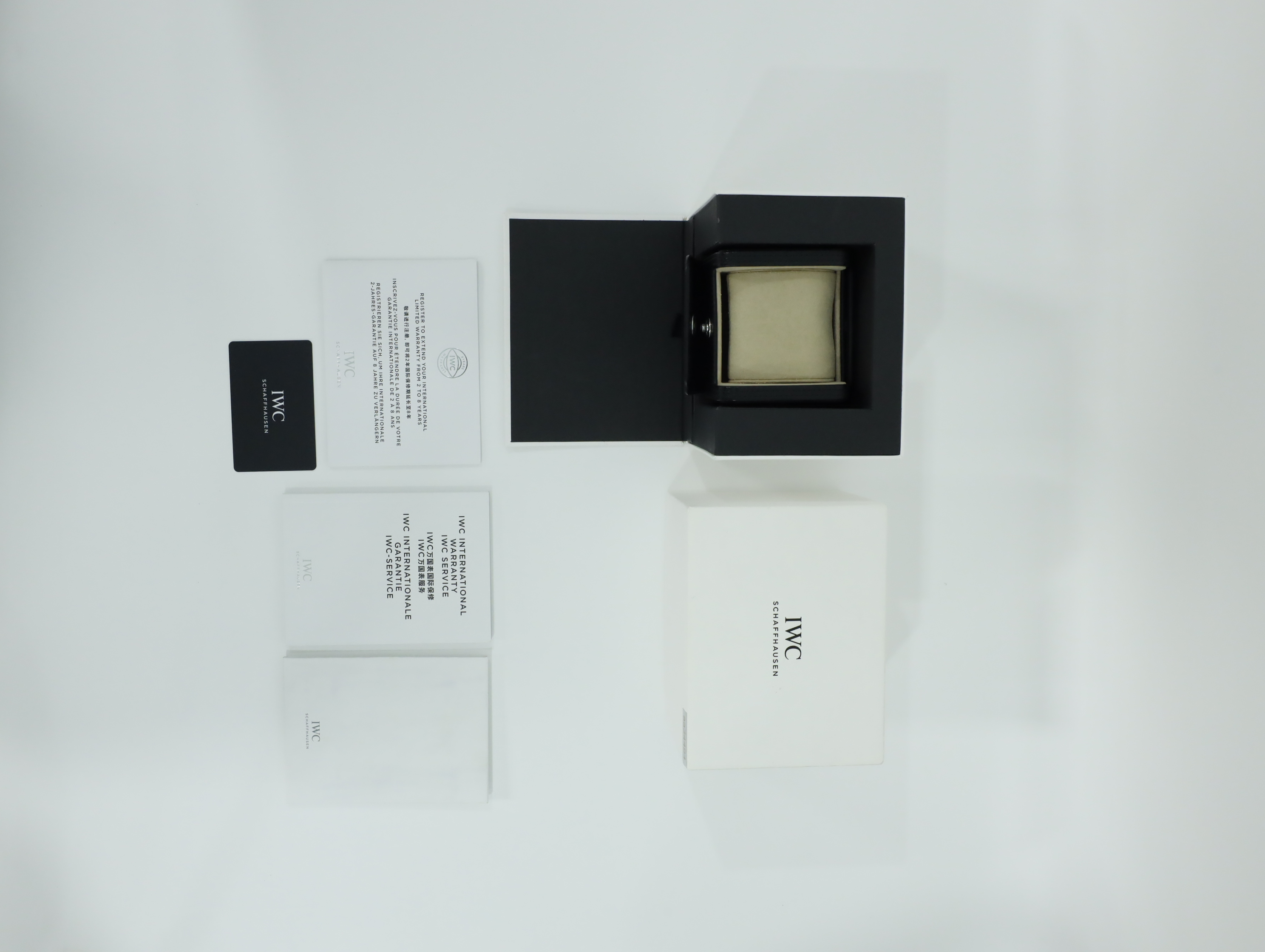 IWC Portugieser Chronograph IW371446 중고 2019년식 풀패키지샷