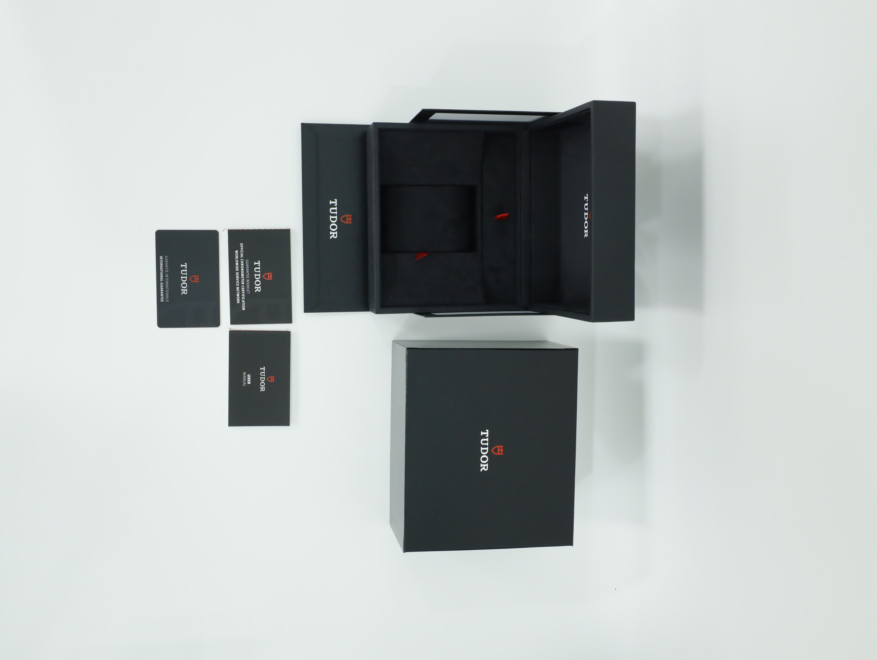튜더 블랙 베이 크로노 M79360N-0024 중고 2025년식 풀패키지샷
