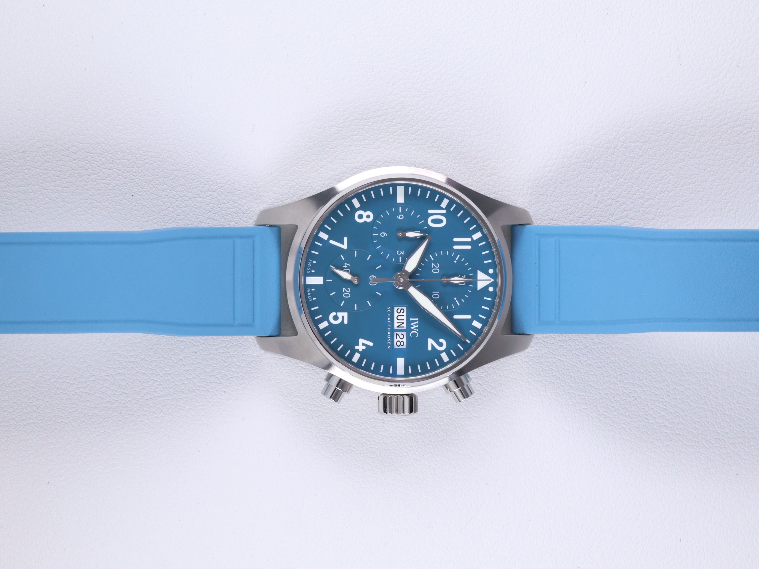 IWC 파일럿 워치 크로노그래프 41 탑건 미라마르 IW388117 미착용 2026년식