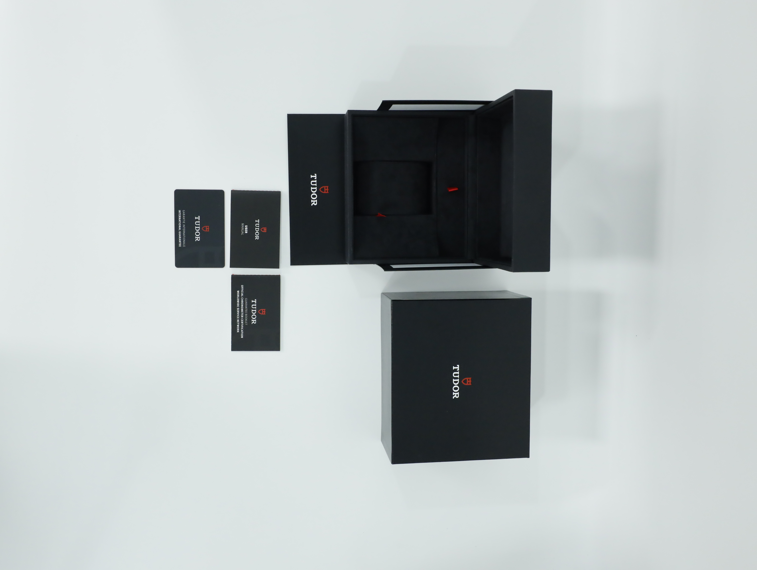 튜더 블랙 베이 크로노 M79360N-0002 중고 2022년식 풀패키지샷