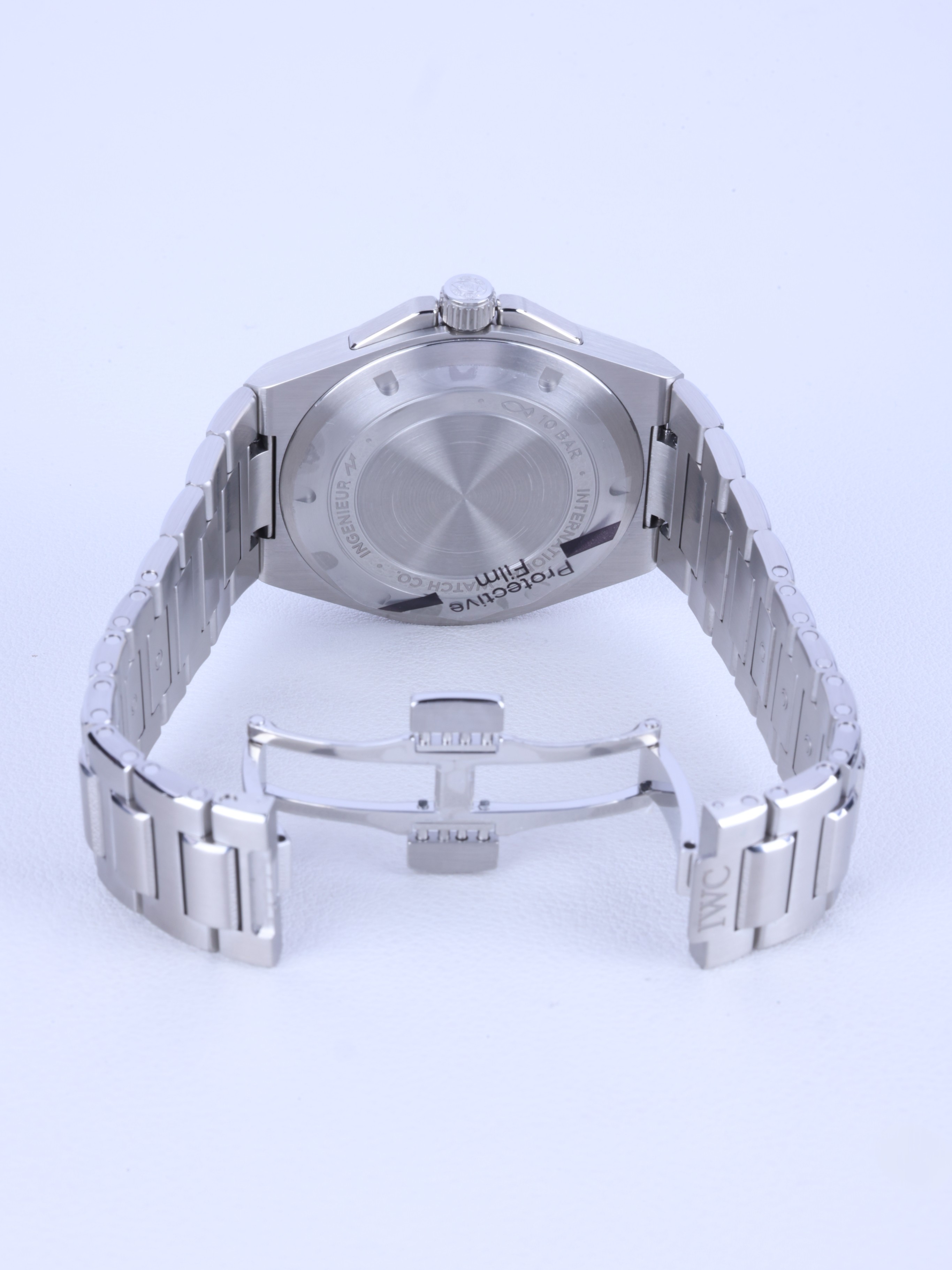 IWC 인제니어 오토매틱 40 IW328907 미착용 2025년식 후면(전체)