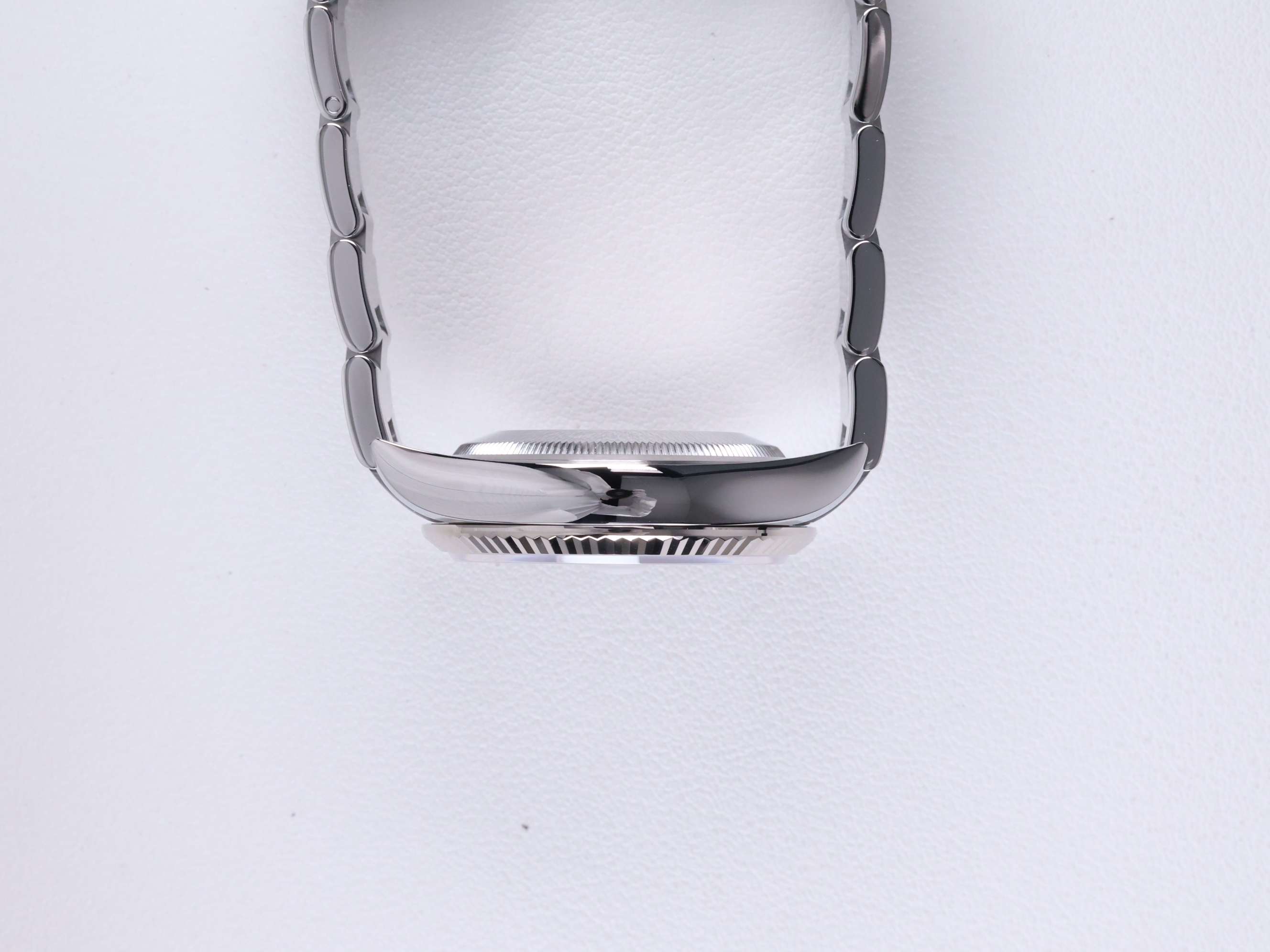 Rolex Datejust 36 126234 中古 2021年式 측면(크라운 반대편)