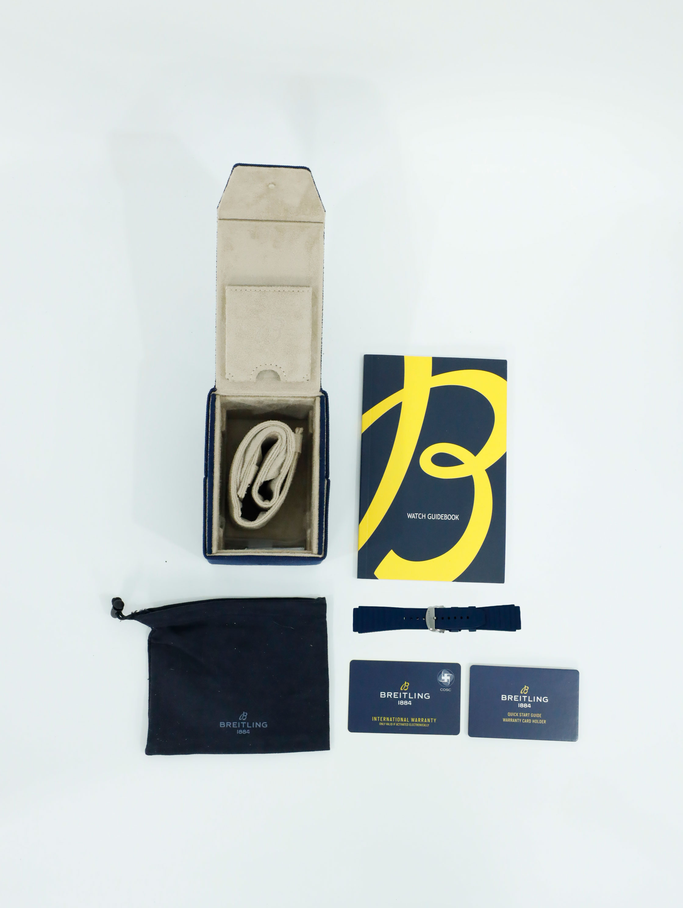 브라이틀링 슈퍼 크로노맷 B01 44 AB0136161C1A1 중고 2026년식 풀패키지샷