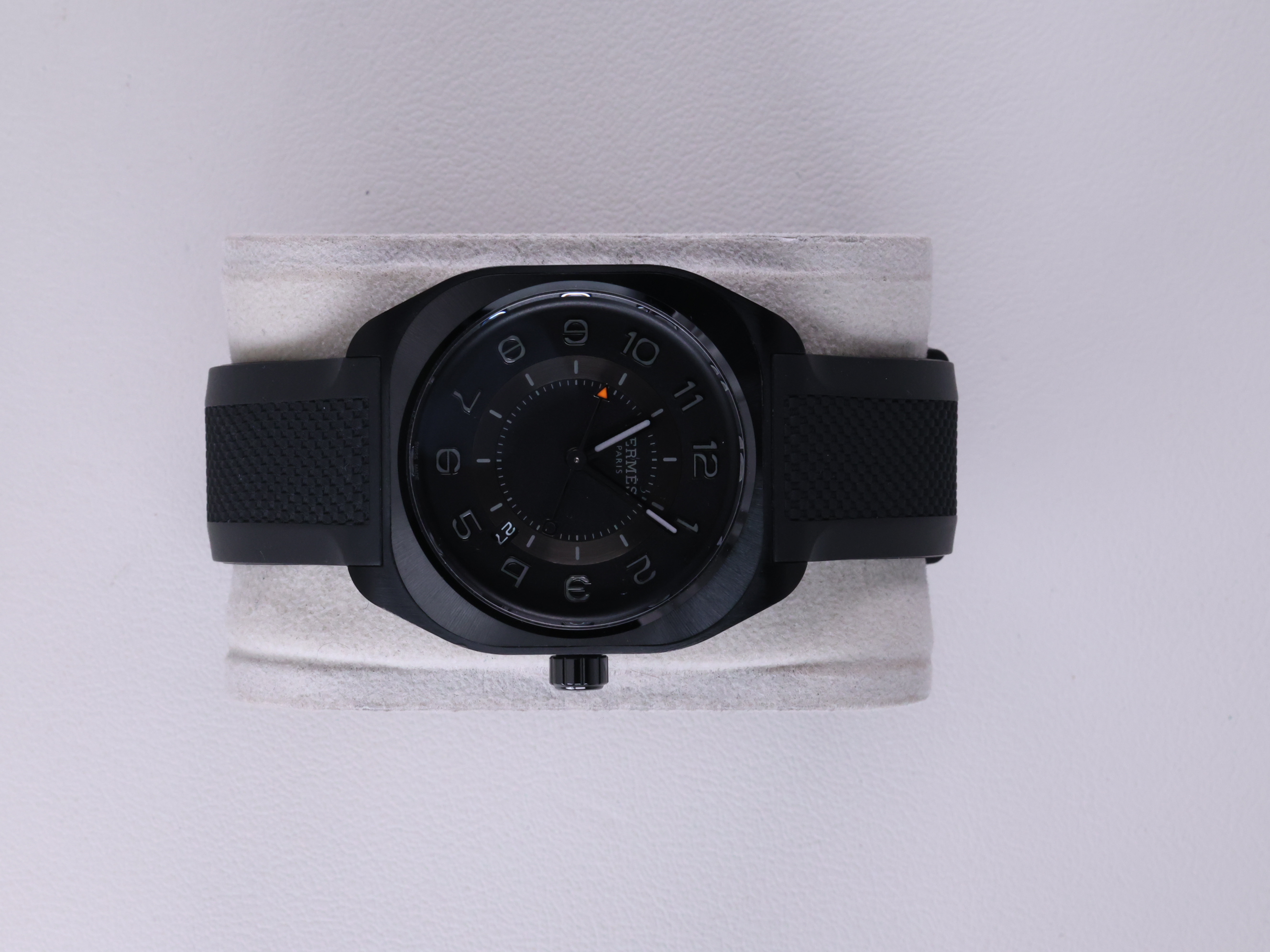 에르메스 H08 W057303WW00 중고 2024년식