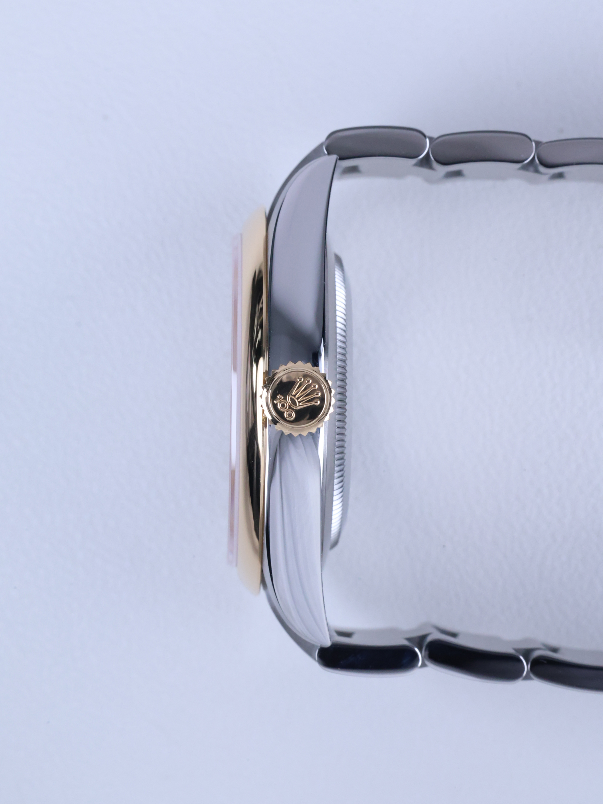 Rolex Oyster Perpetual 41 134303 未使用 2026年式 측면(크라운)