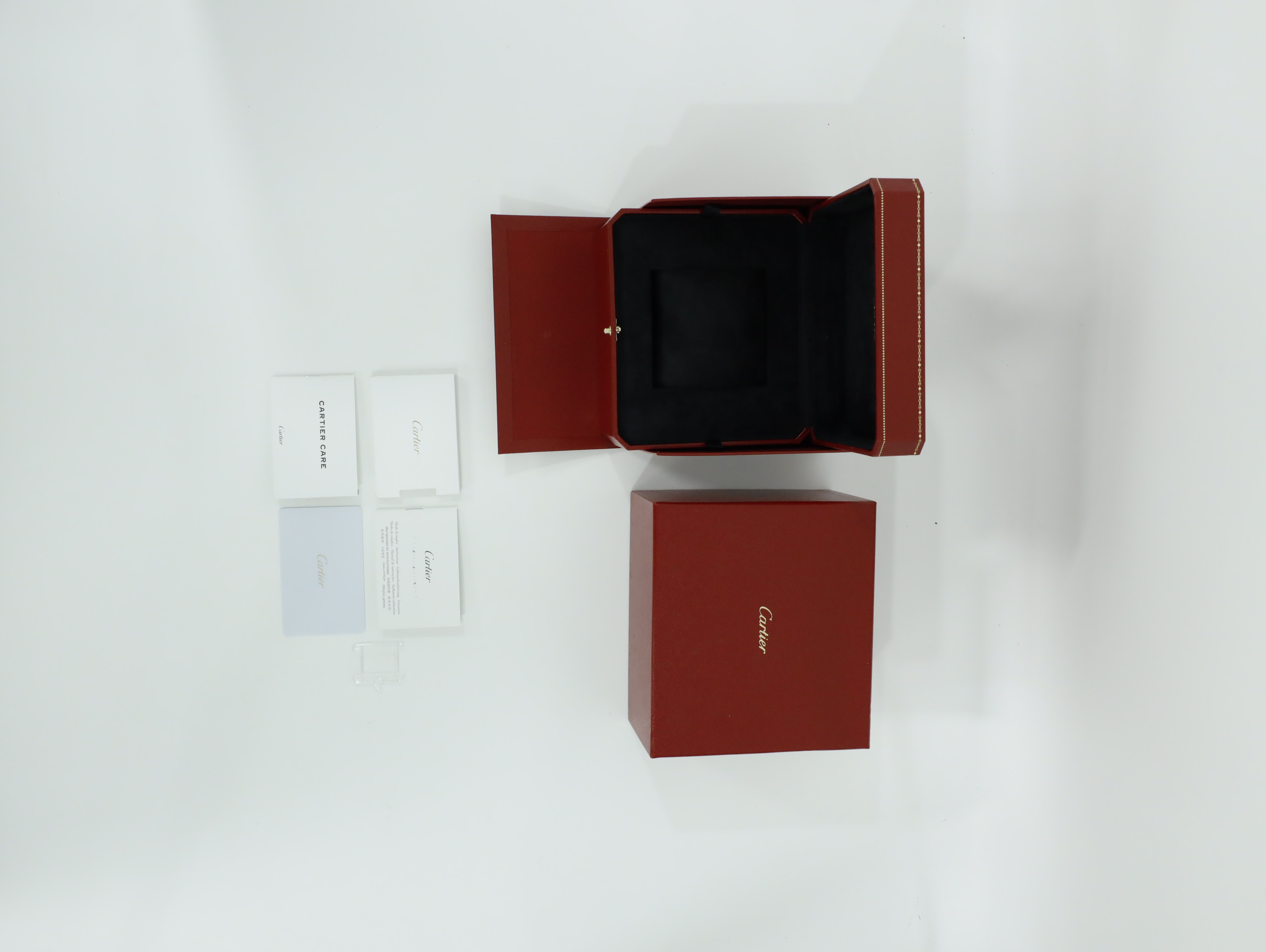 Cartier Tank Must LM WSTA0136 Unworn 2026 풀패키지샷