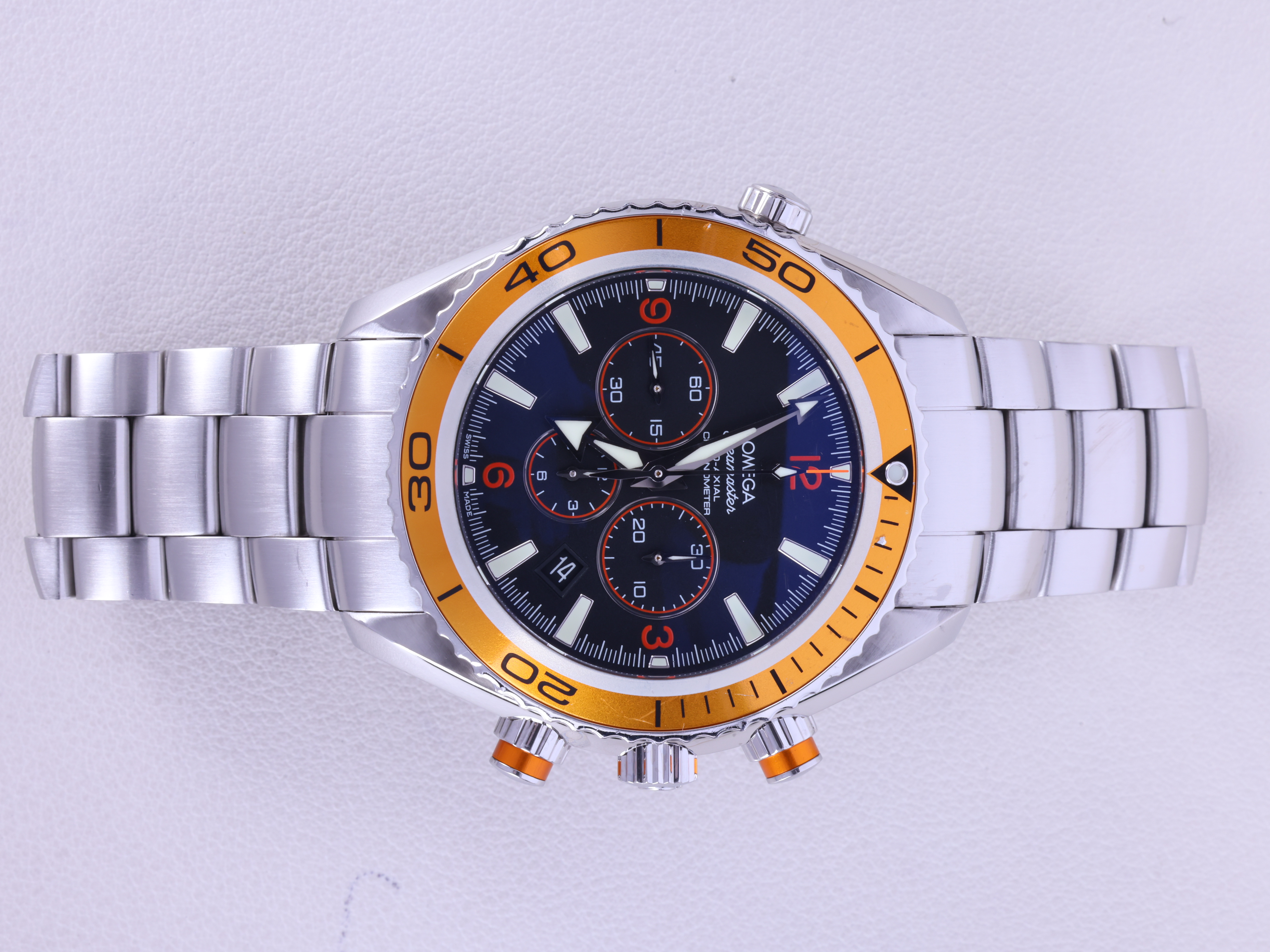 Planet Ocean 600M Chronograph 2218.50.00 | VIVER