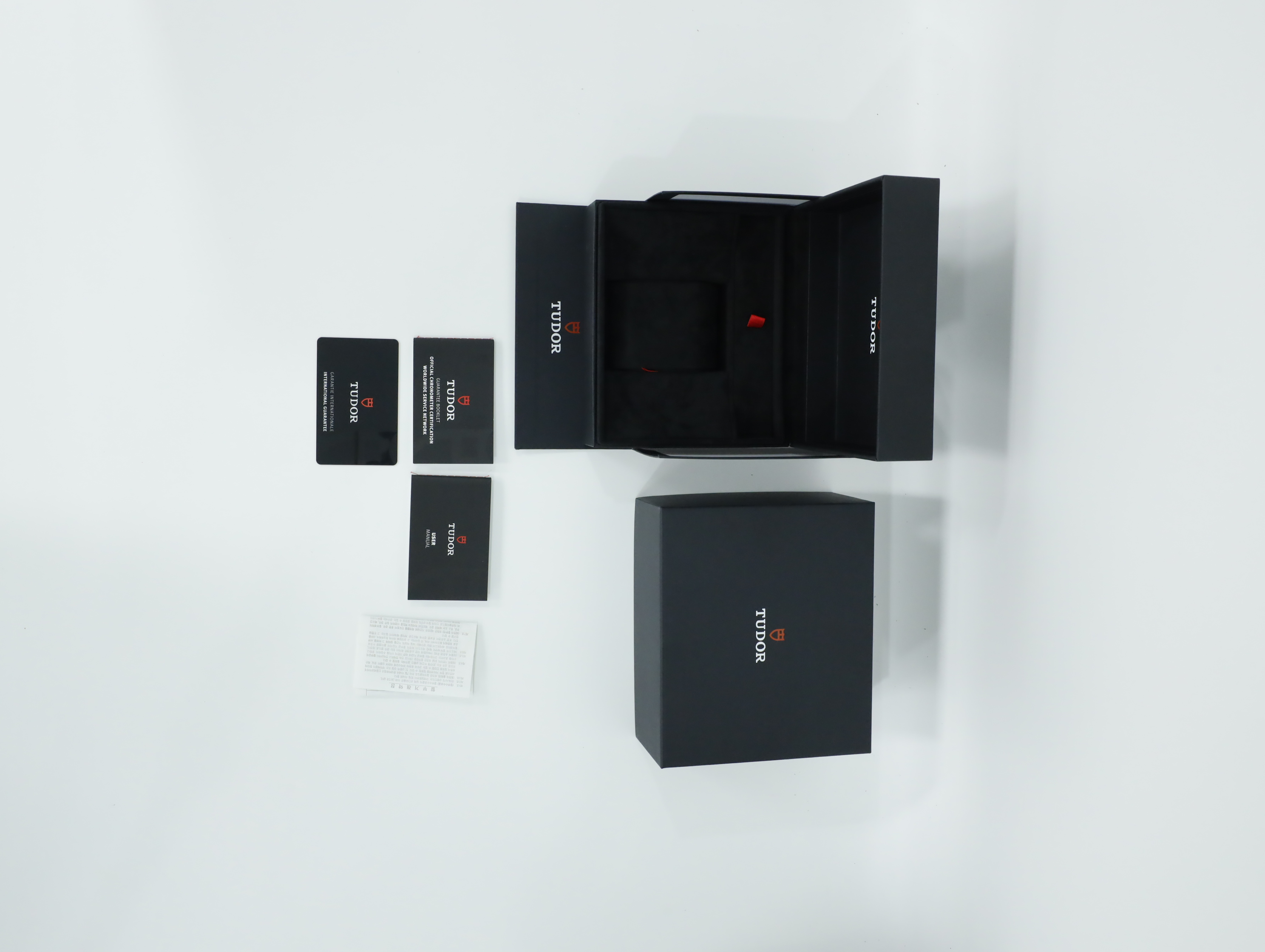 튜더 블랙 베이 세라믹 M7941A1ACNU-0001 중고 2026년식 풀패키지샷