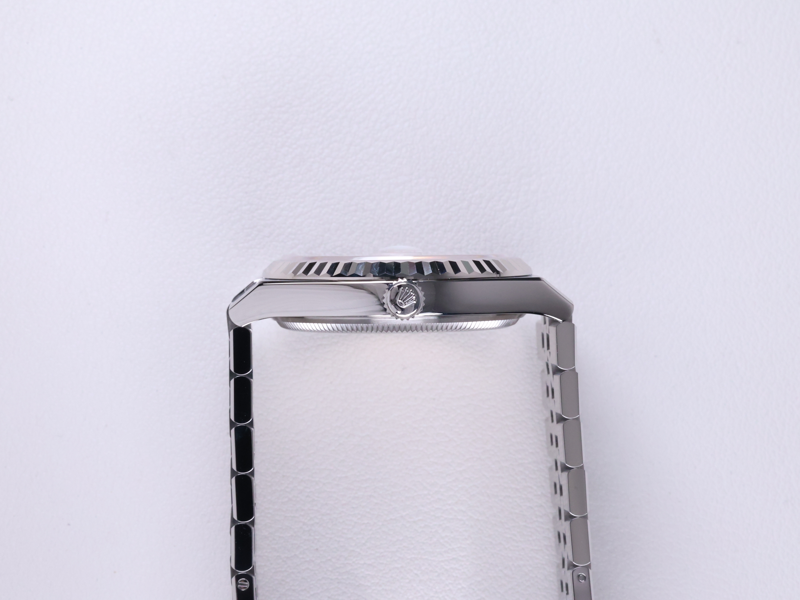 Rolex Land-Dweller 36 127234 中古 2026年式 측면(크라운)