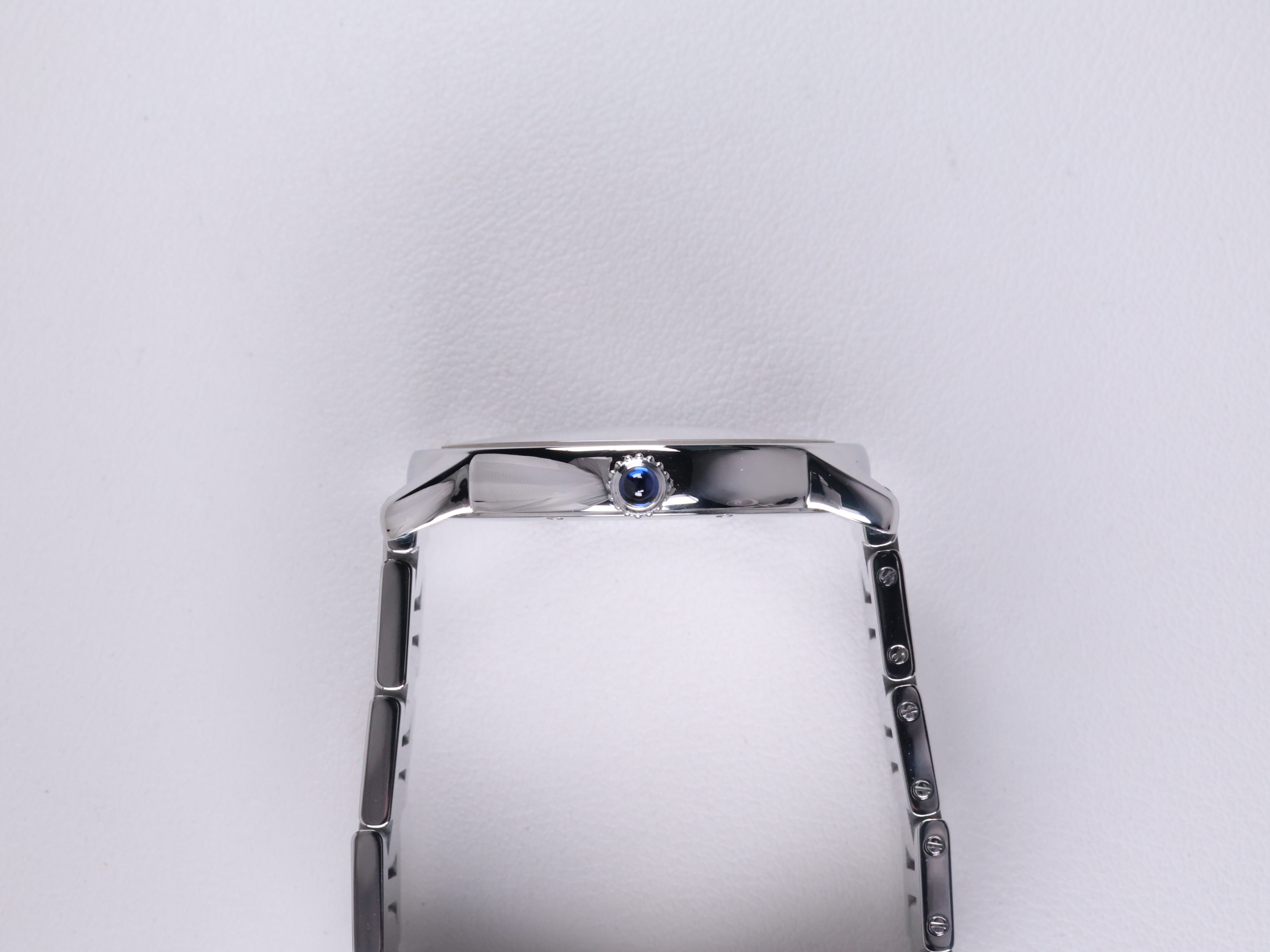 Cartier Ronde Solo XL W6701011 中古 측면(크라운)