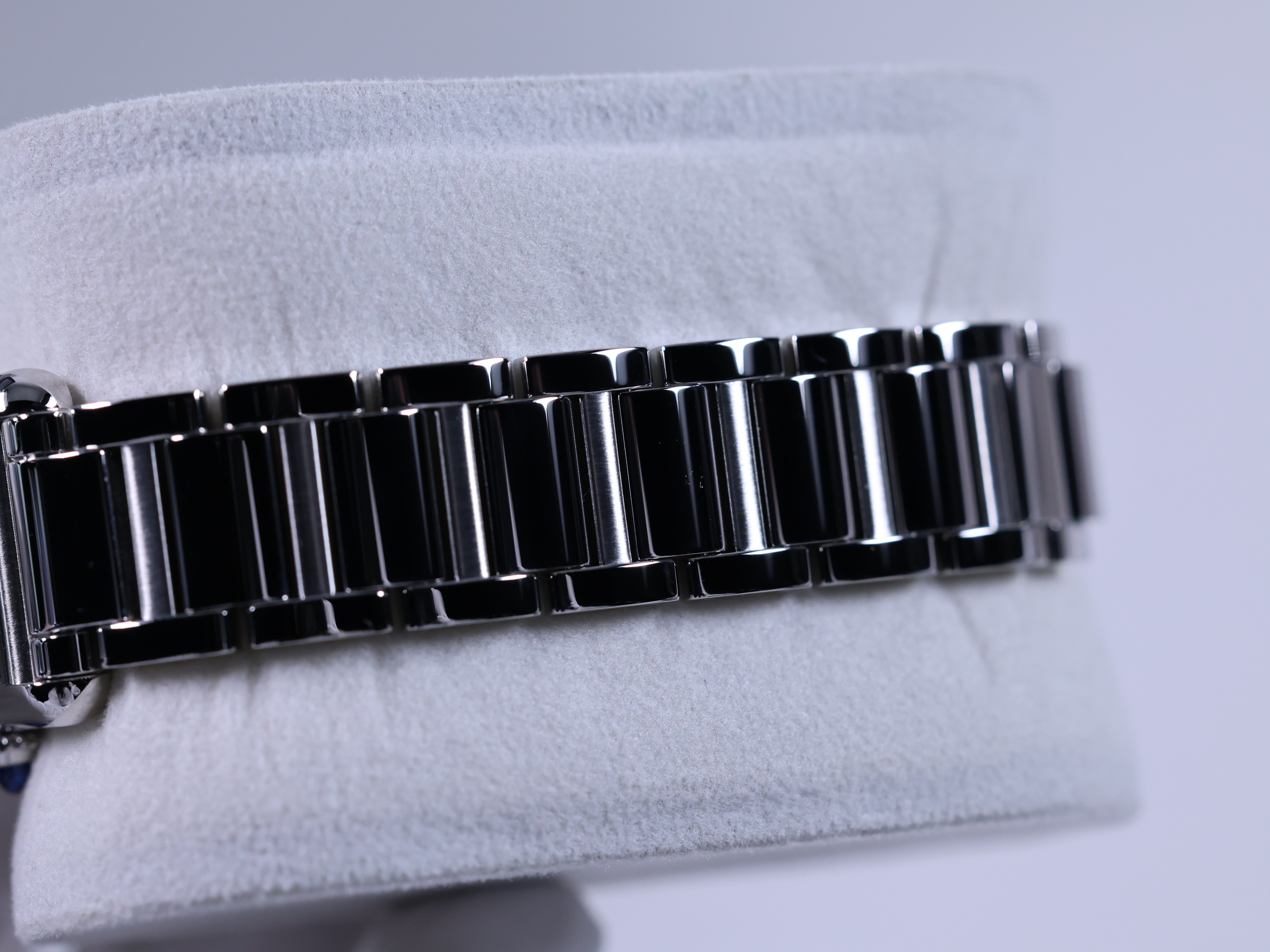 Cartier Tank Must SM WSTA0107 - 8