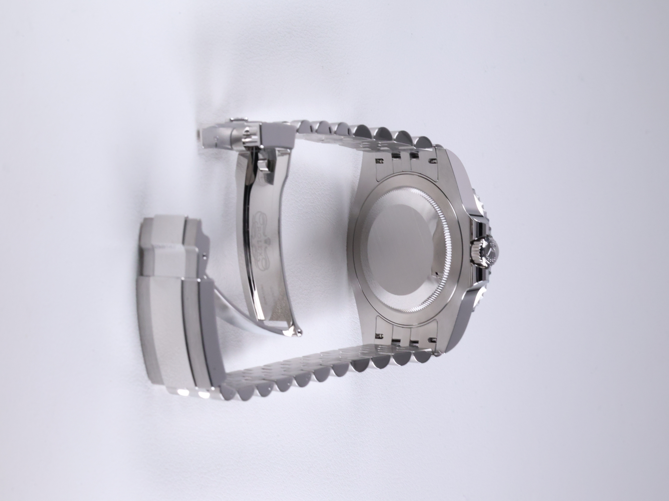 롤렉스 지엠티 마스터 2 126710GRNR 중고 2024년식 후면(전체)