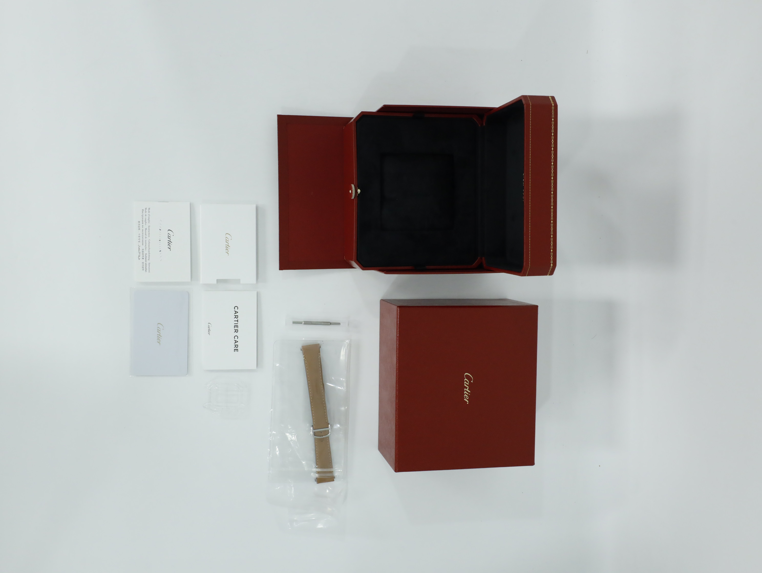 까르띠에 산토스 MM WSSA0029 중고 2024년식 풀패키지샷