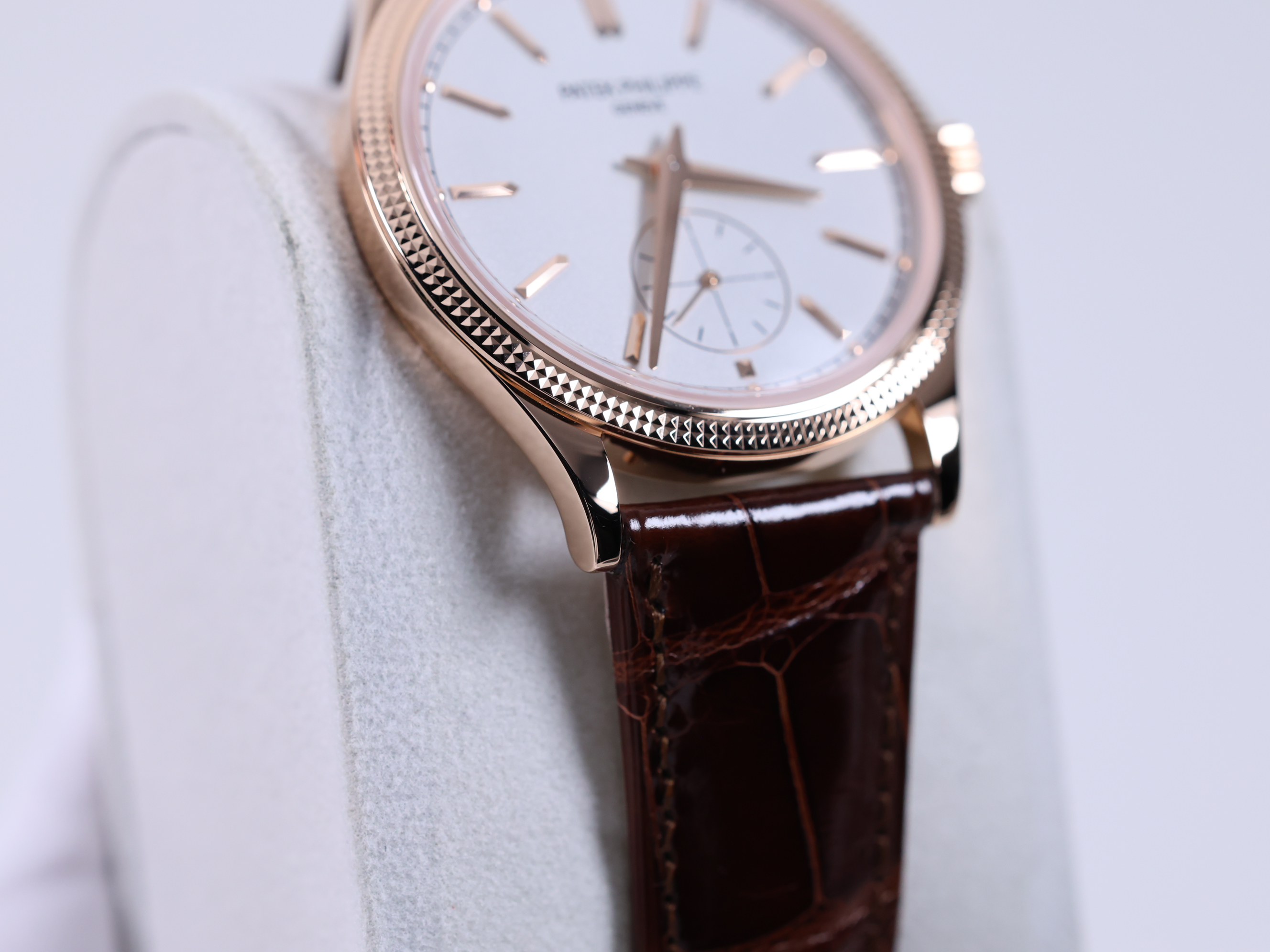 Patek Philippe Calatrava 6119R-001 Unworn 99 2026 추가6