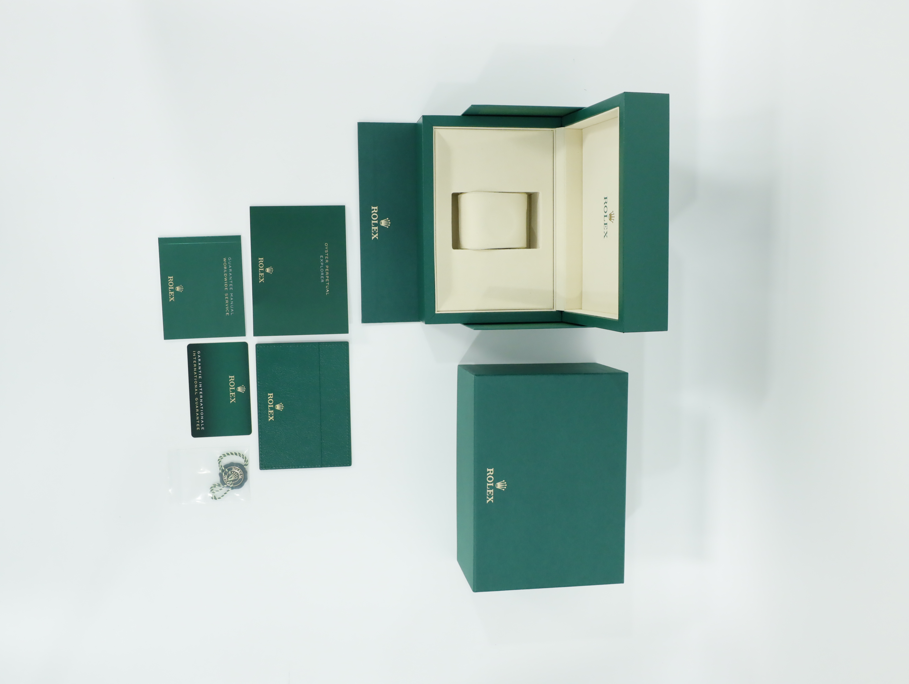 롤렉스 익스플로러 40 224270 미착용 2026년식 풀패키지샷