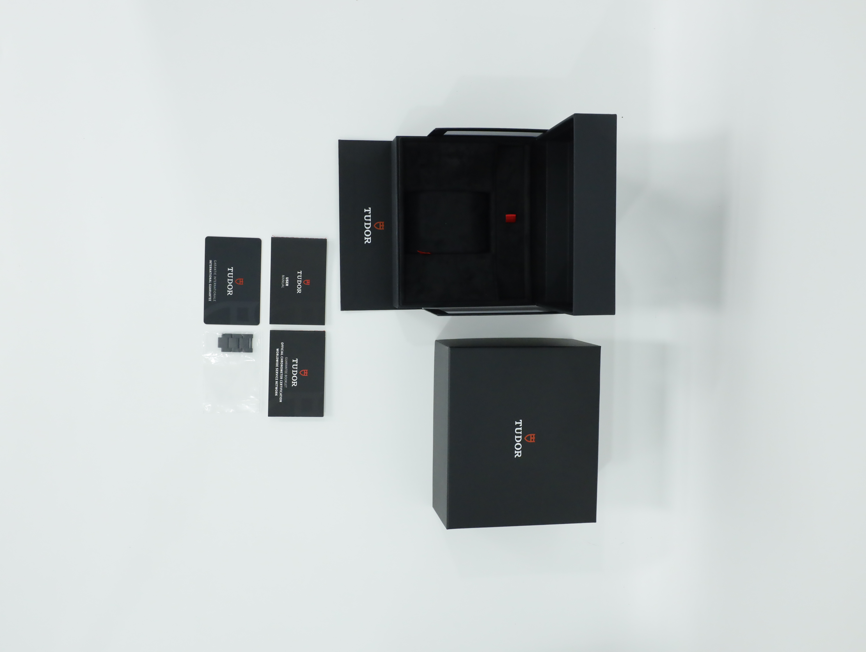 튜더 블랙 베이 세라믹 M7941A1ACNU-0001 미착용 2026년식 풀패키지샷