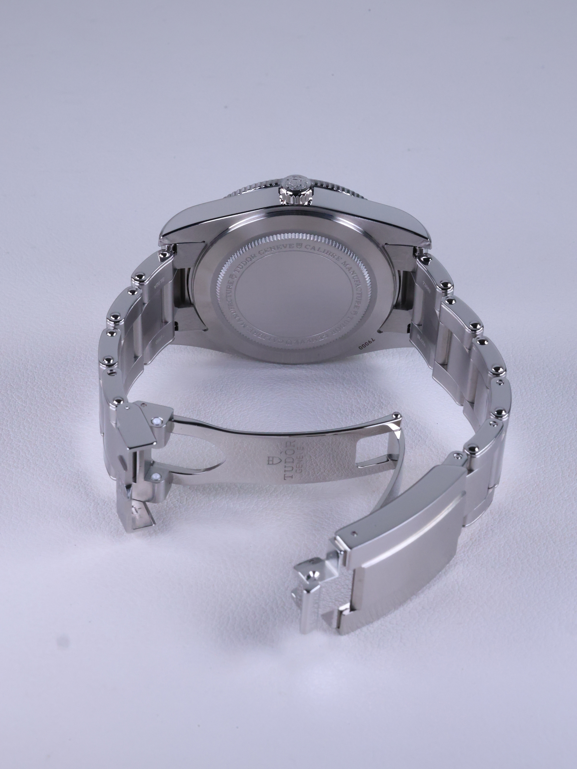 Tudor Black Bay 54 M79000N-0001 - 4