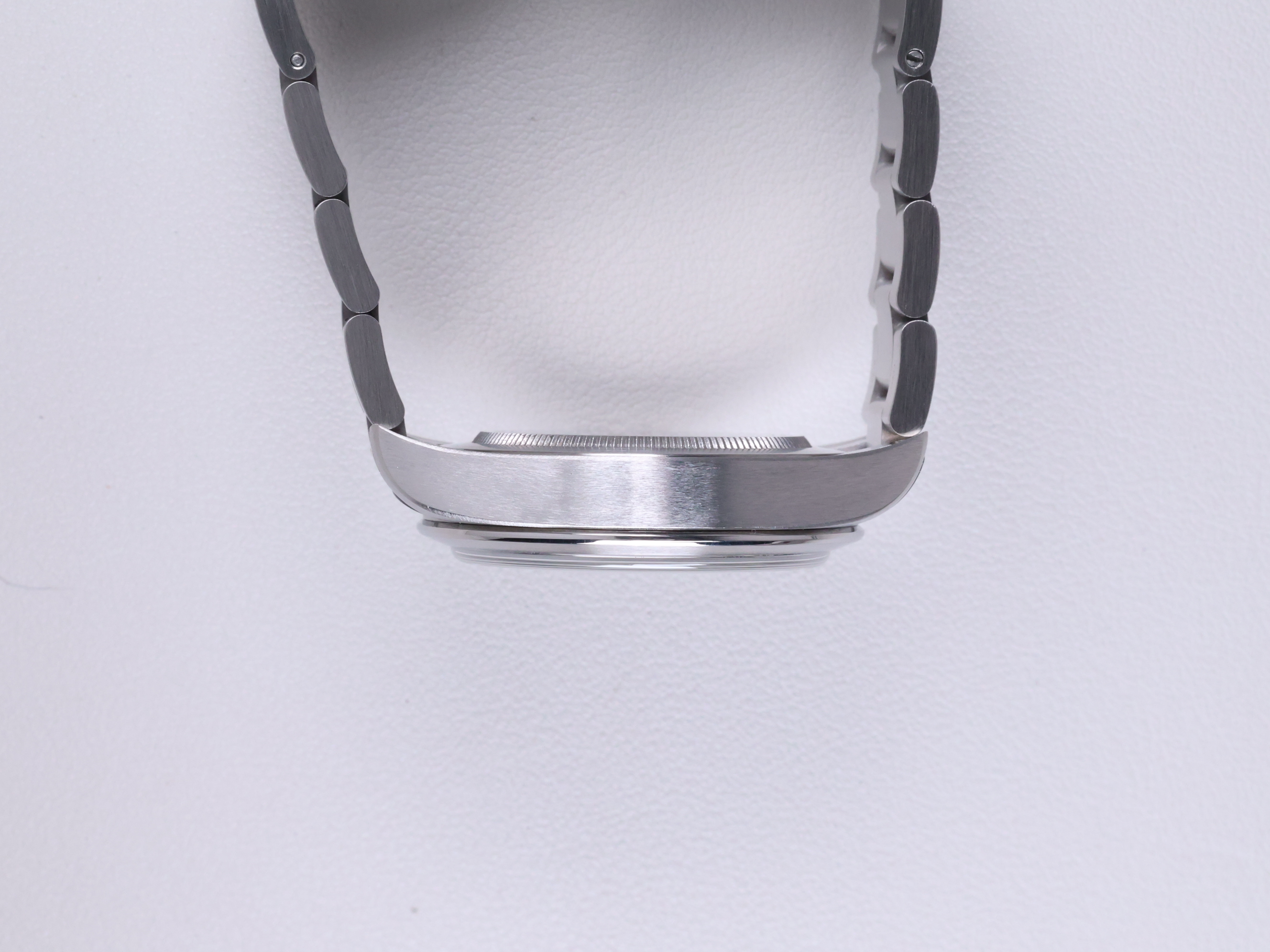Tudor Ranger M79950-0001 中古 2023年式 측면(크라운 반대편)