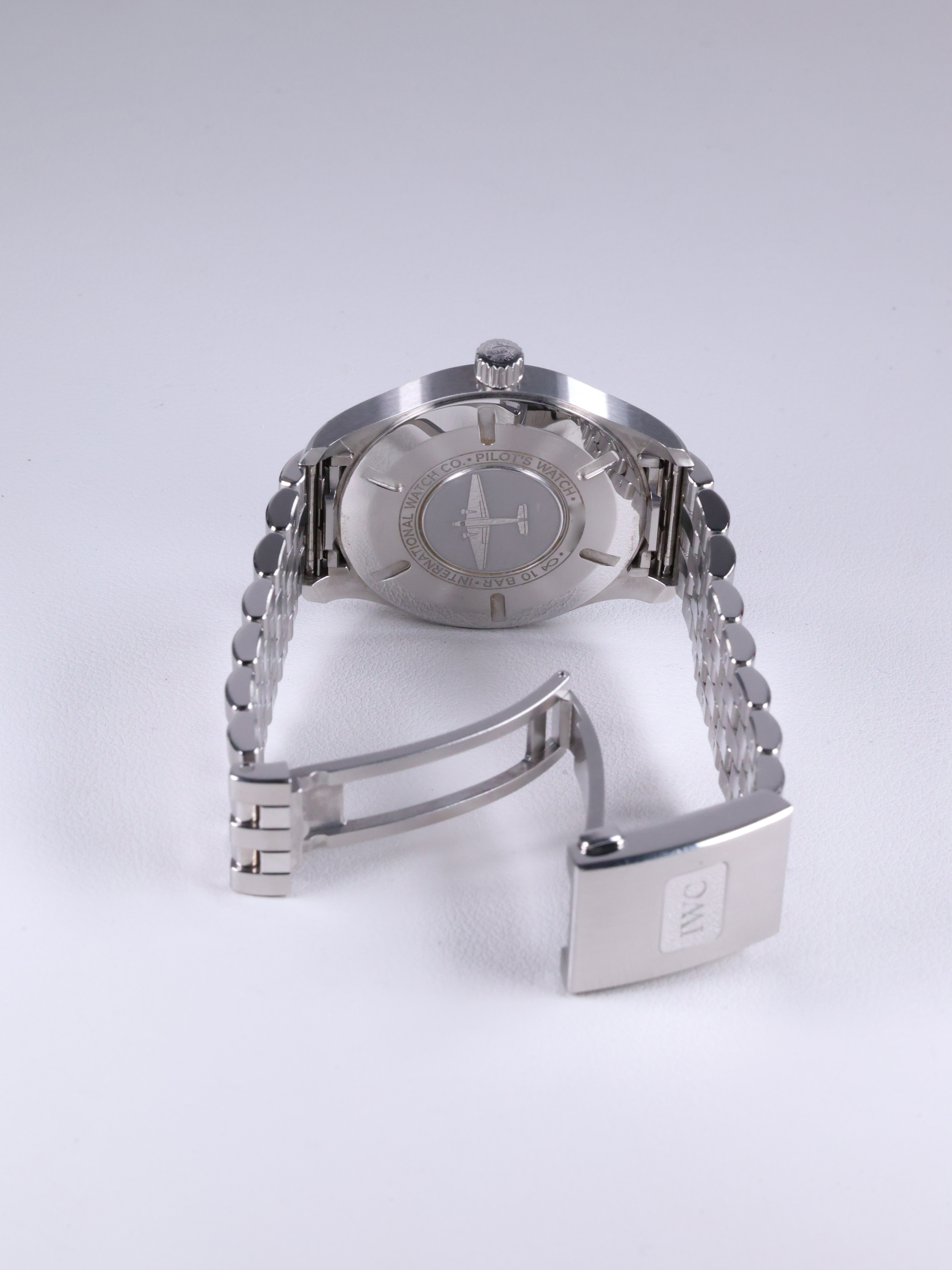 IWC 파일럿 워치 마크 XX IW328204 중고 2024년식 후면(전체)