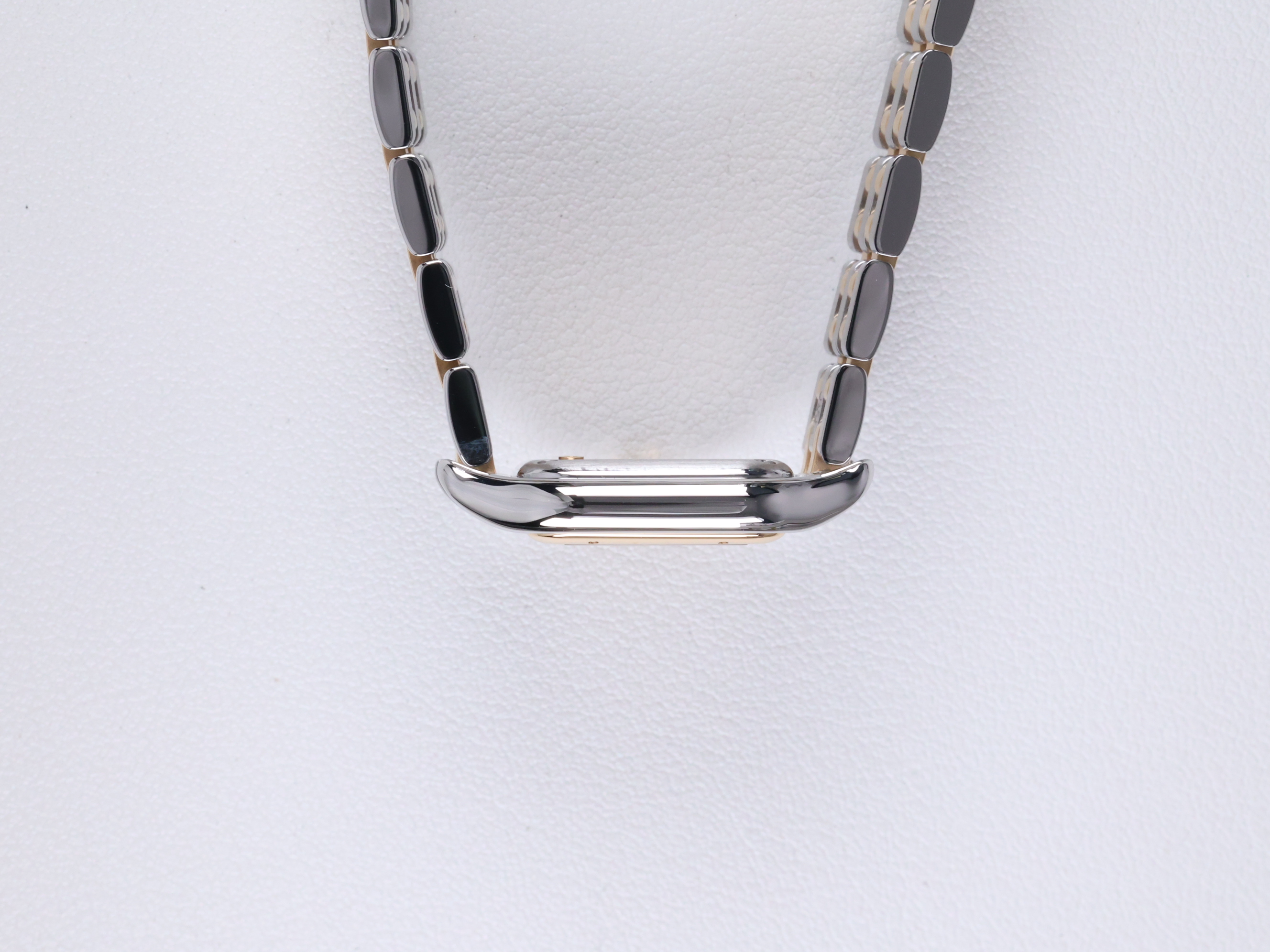 Cartier Panthere SM W2PN0006 Used 2024 측면(크라운 반대편)