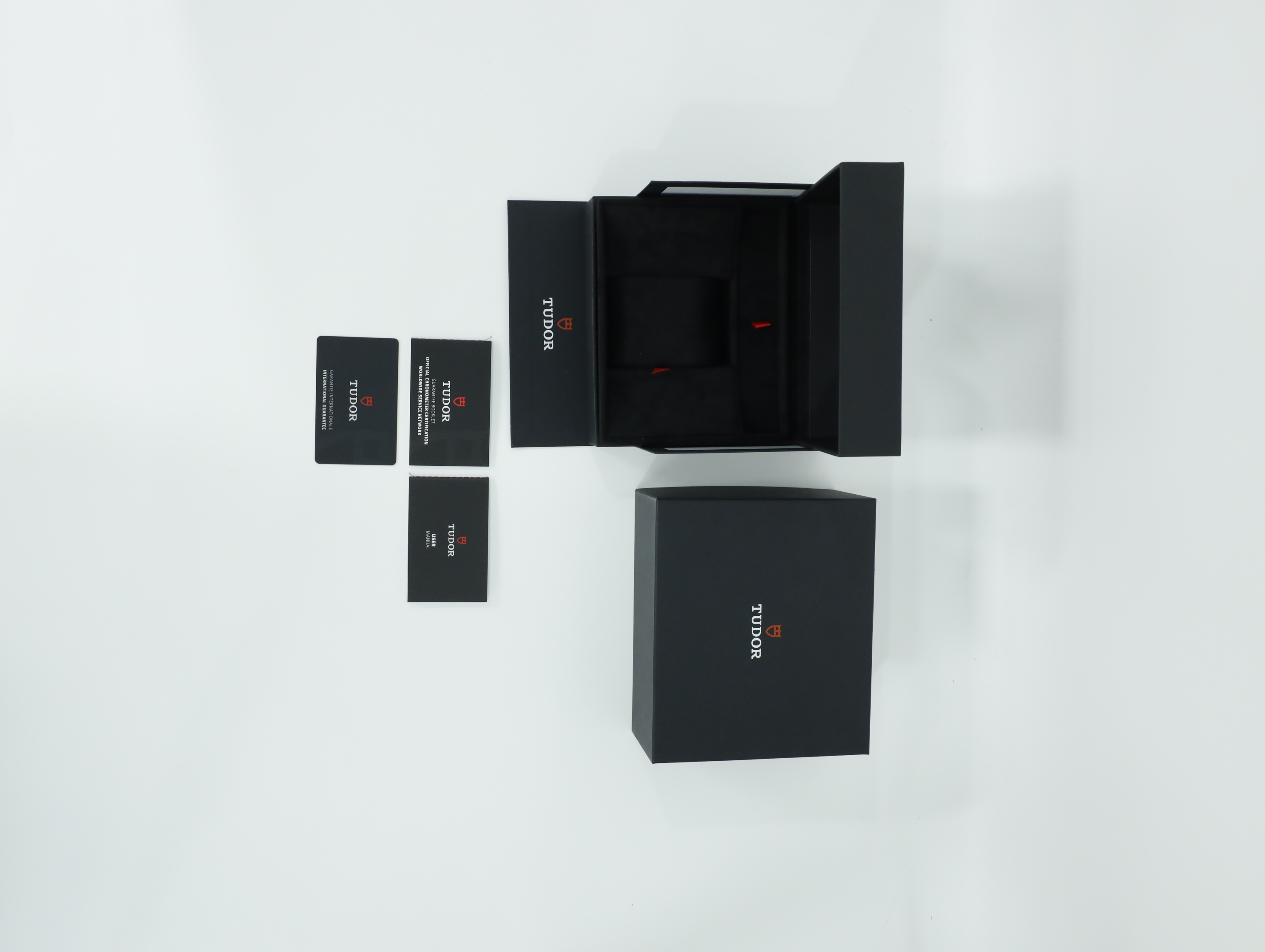 튜더 블랙 베이 원 31 S&G M79613-0006 중고 2026년식 풀패키지샷