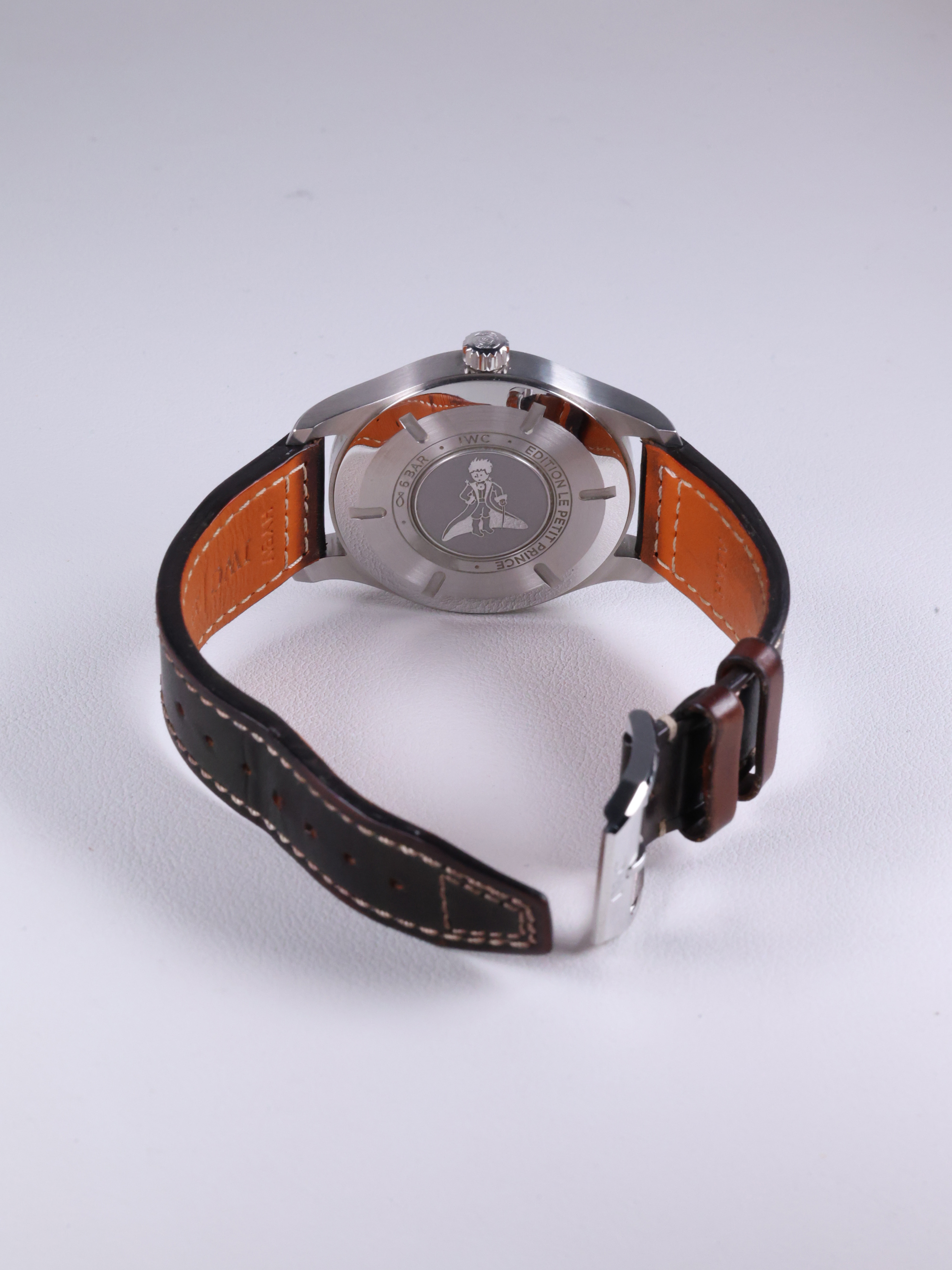IWC 마크 18 IW327004 중고 2018년식 후면(전체)