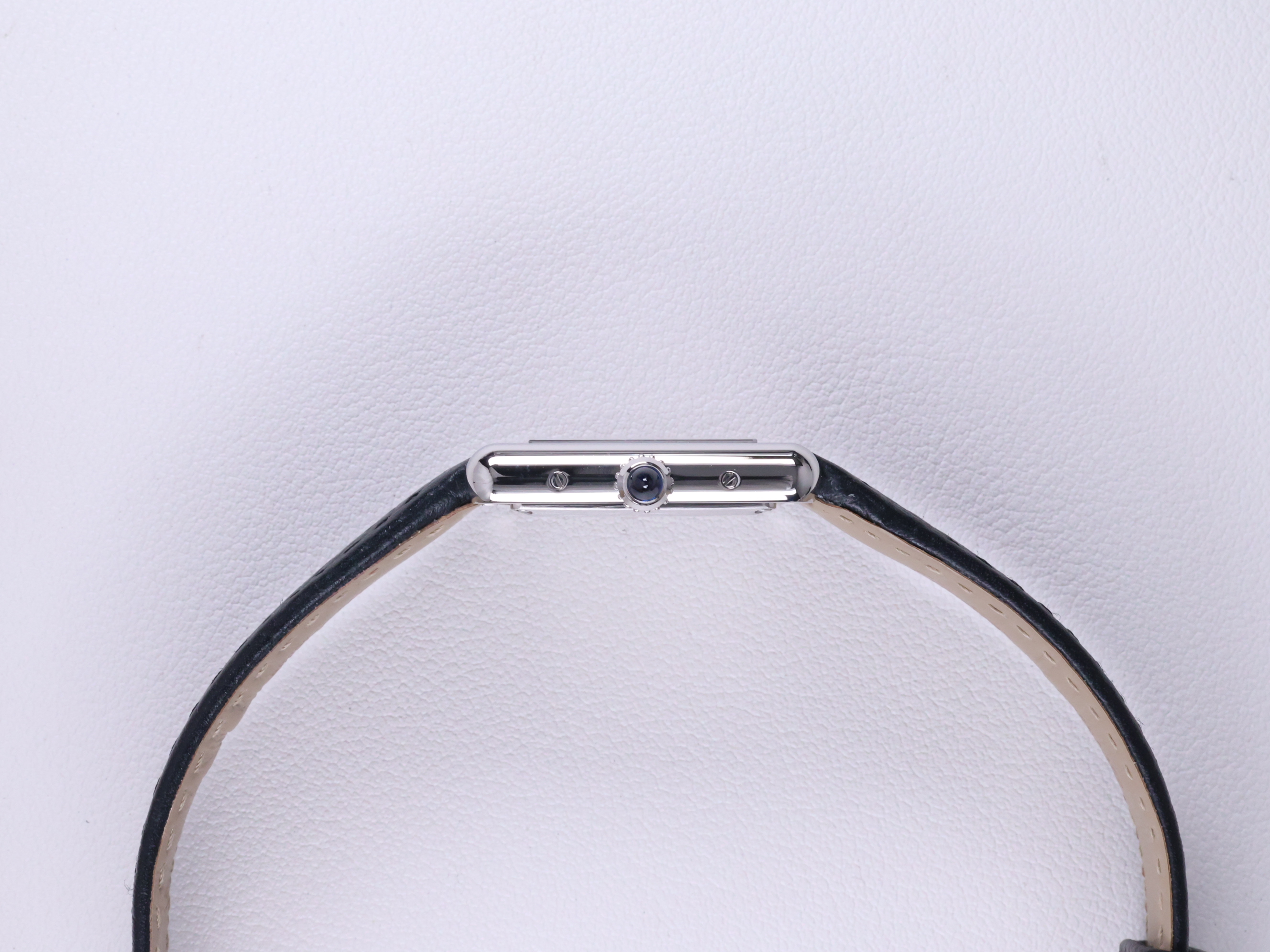 Cartier Tank Must SM WSTA0110 中古 2025年式 측면(크라운)