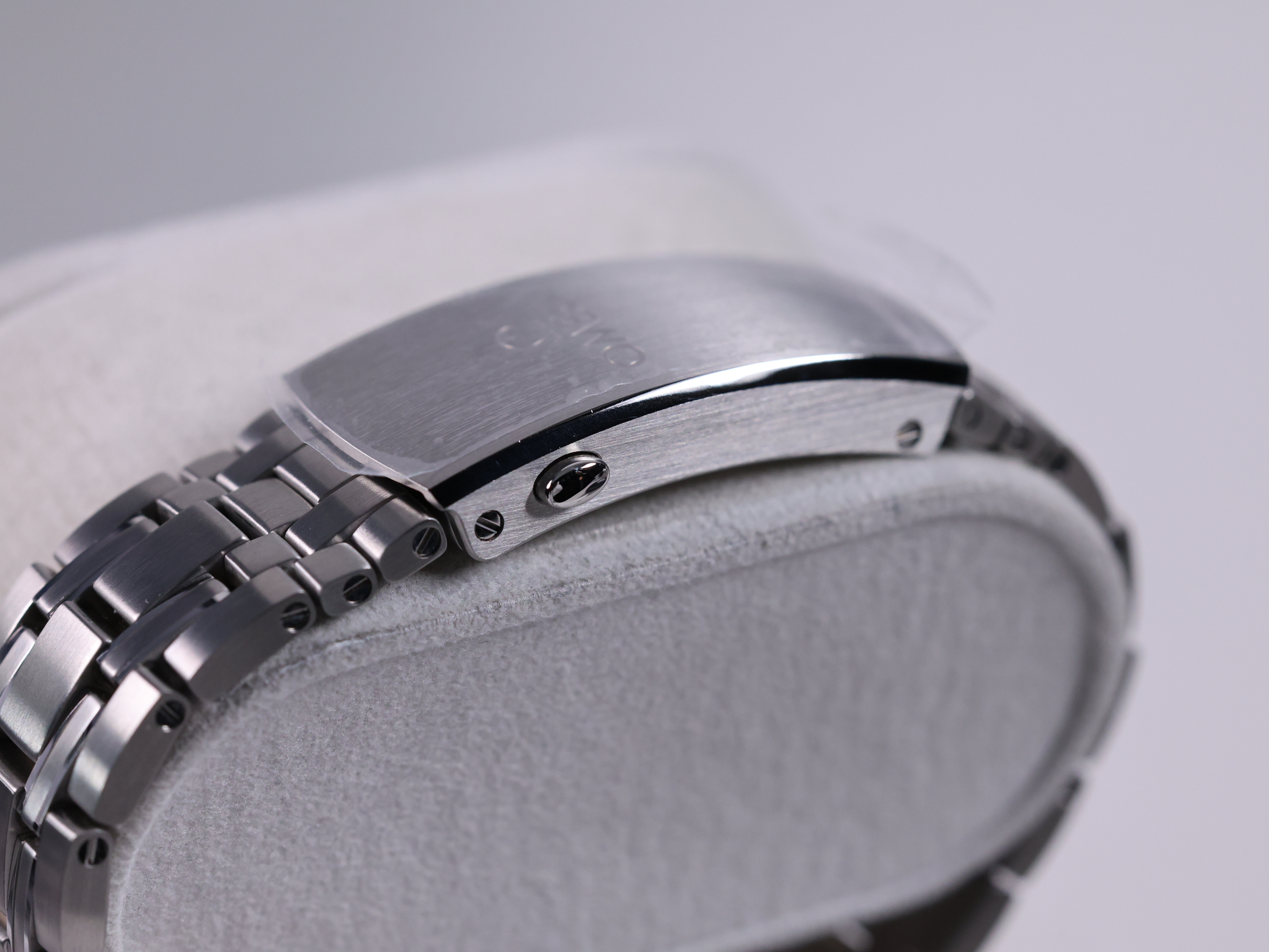 오메가 다이버 300M 210.30.42.20.01.001 중고 2026년식 추가7